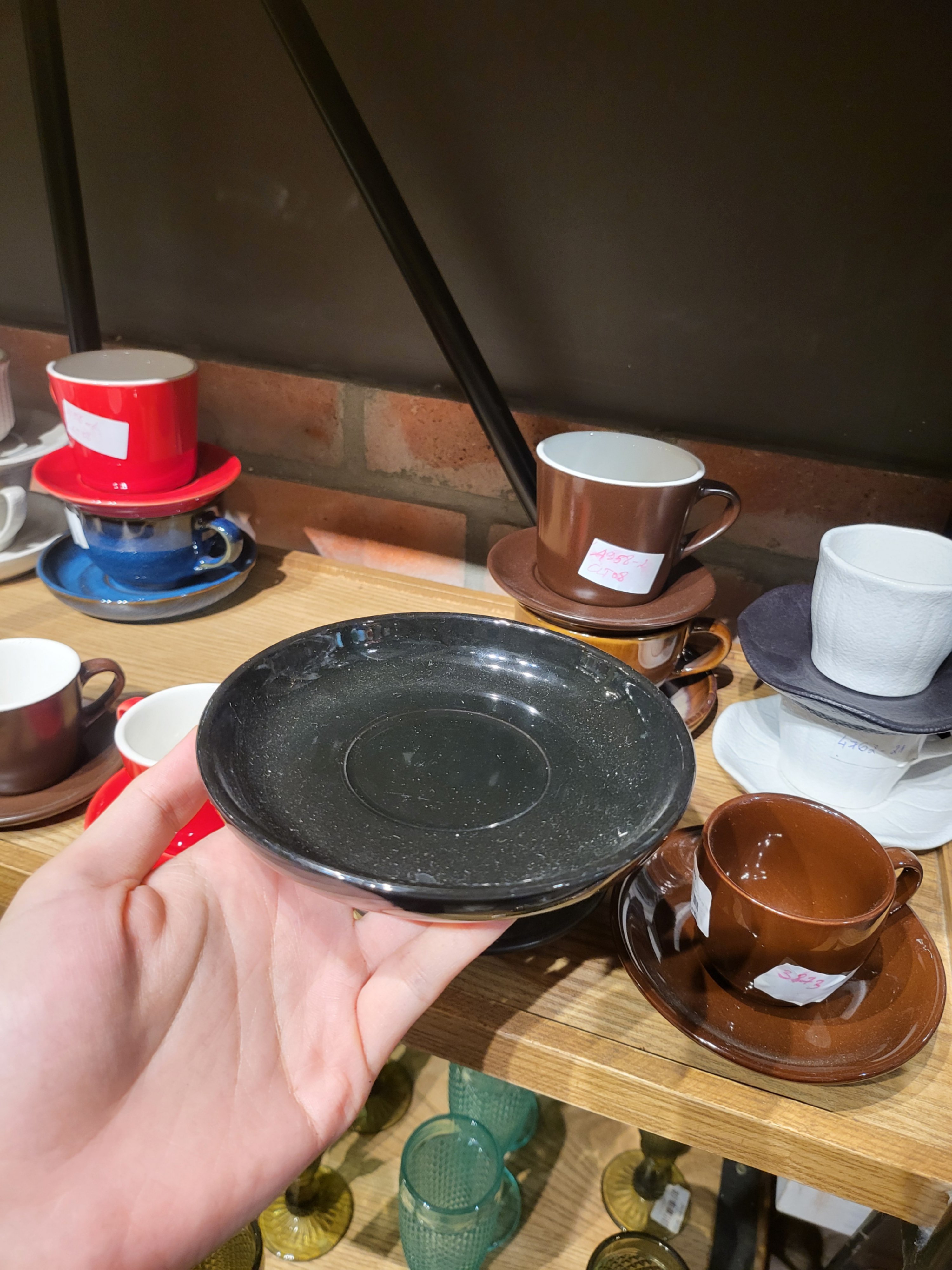 Dĩa lót tách lớn 14 cm đen (HL-04B)
