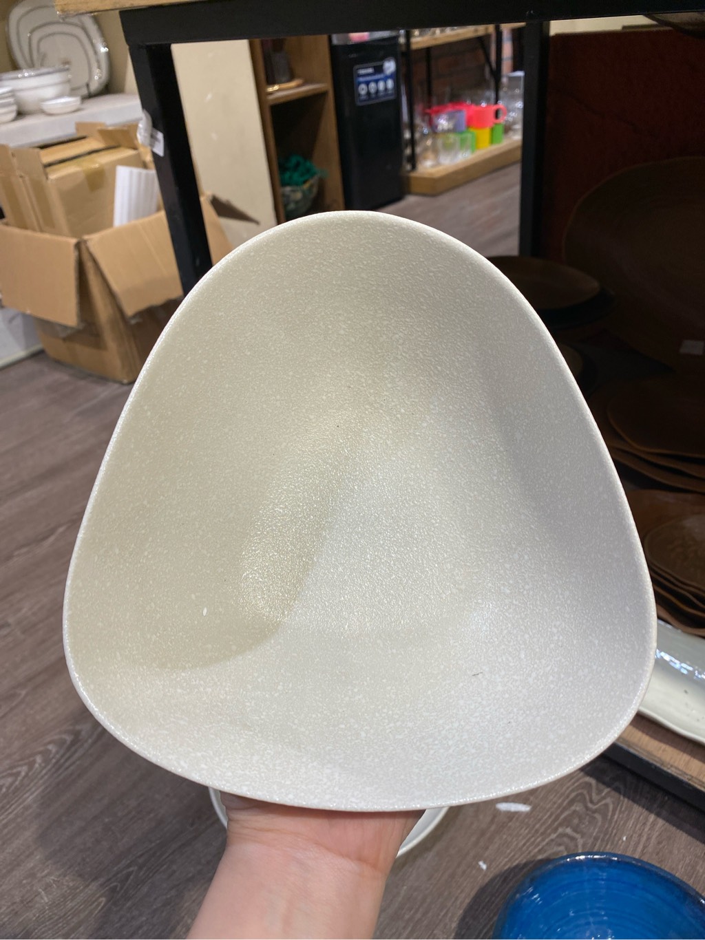 Tô tam giác 18cm lộc phát không vệt