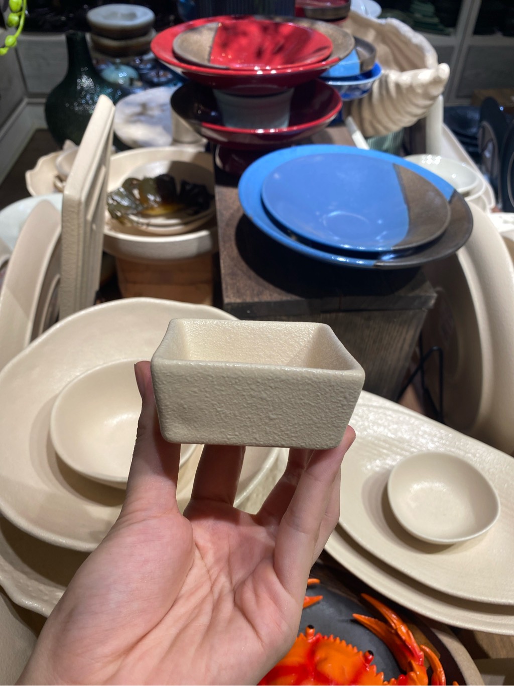 Chén chấm vuông 7.2x3.2cm màu be