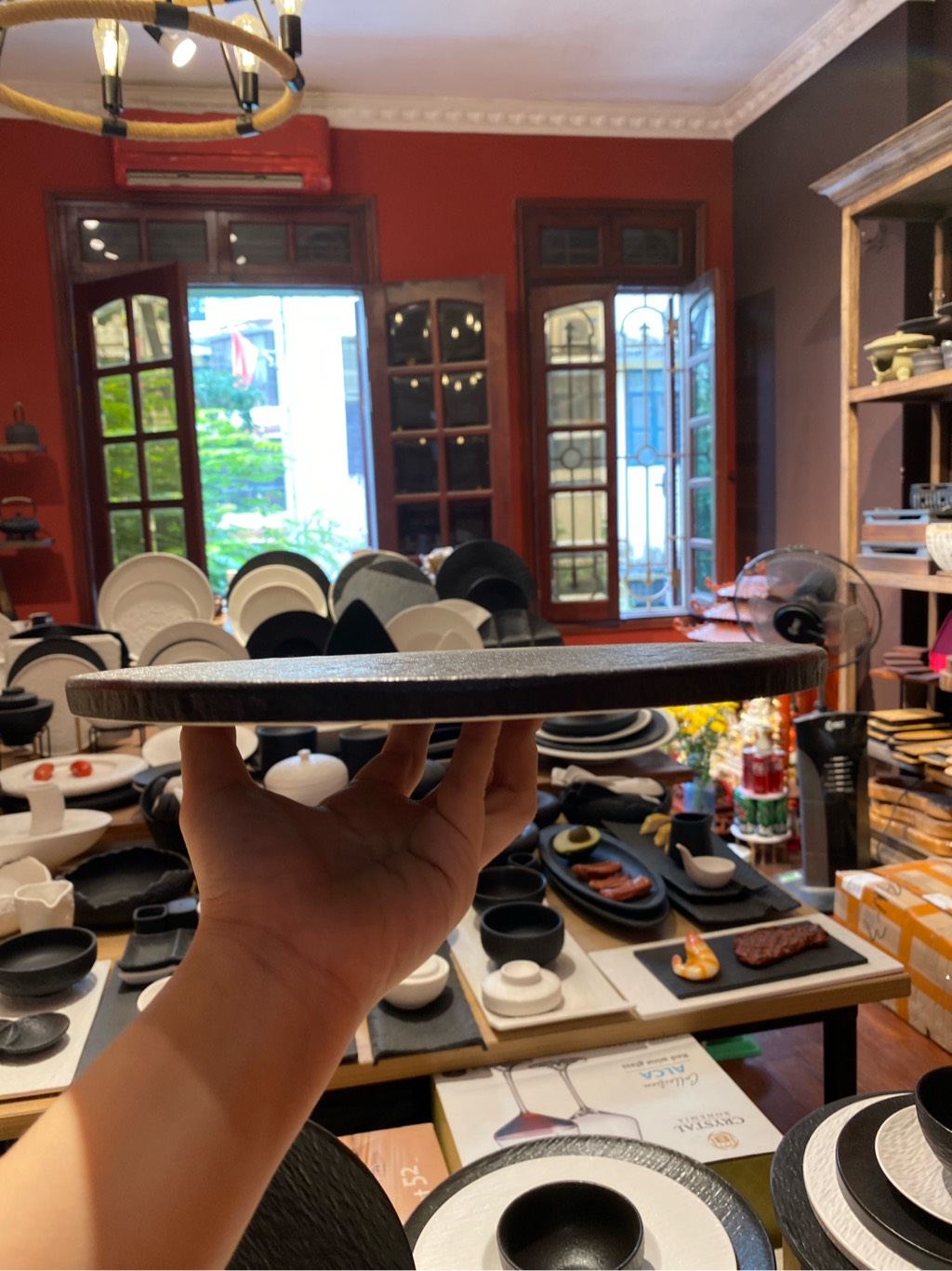 Đĩa bằng 25cm đen LP2S-25D