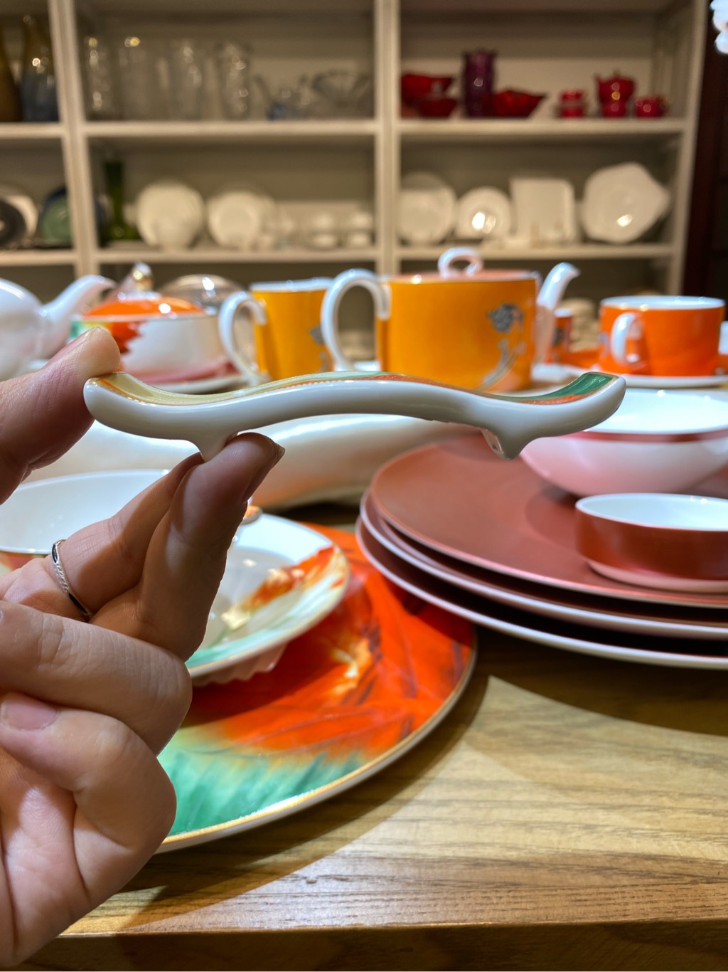 Gác đũa sắc màu