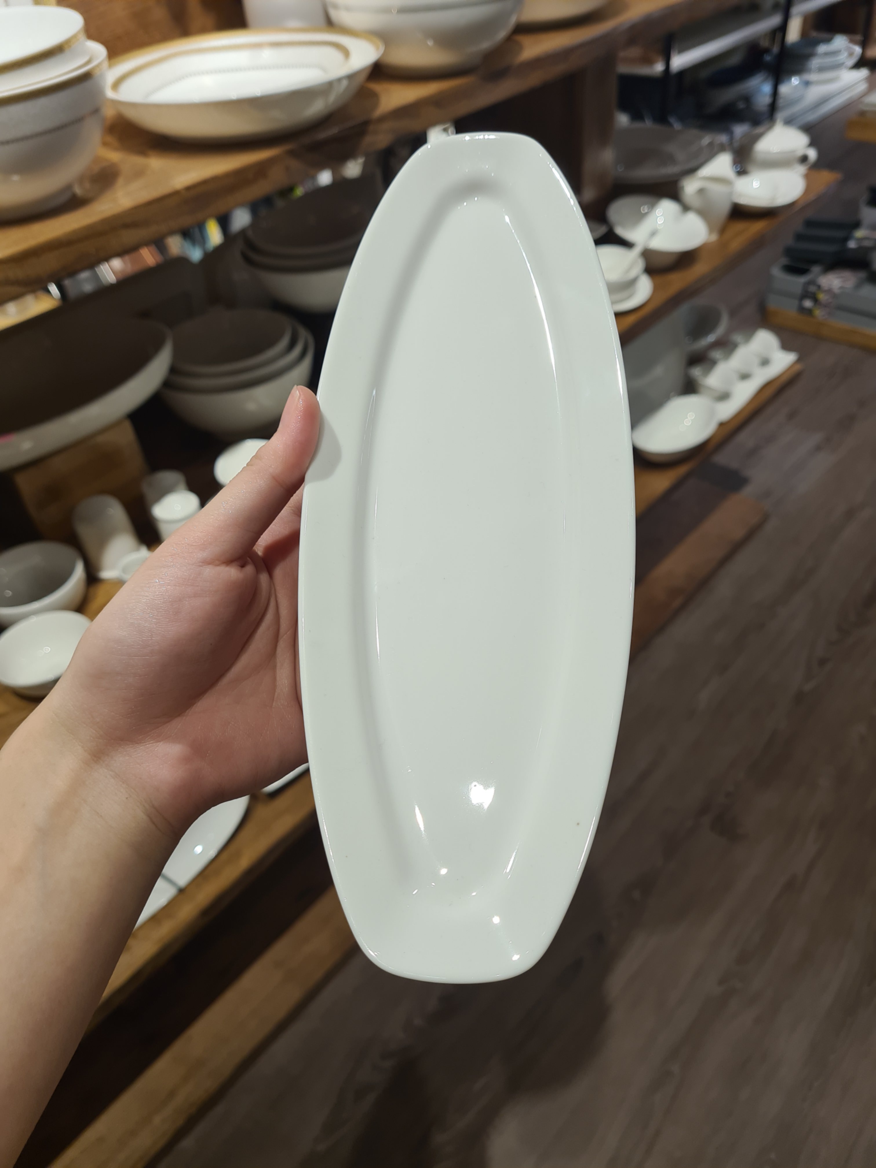 Dĩa oval 28 cm Trắng Ngà