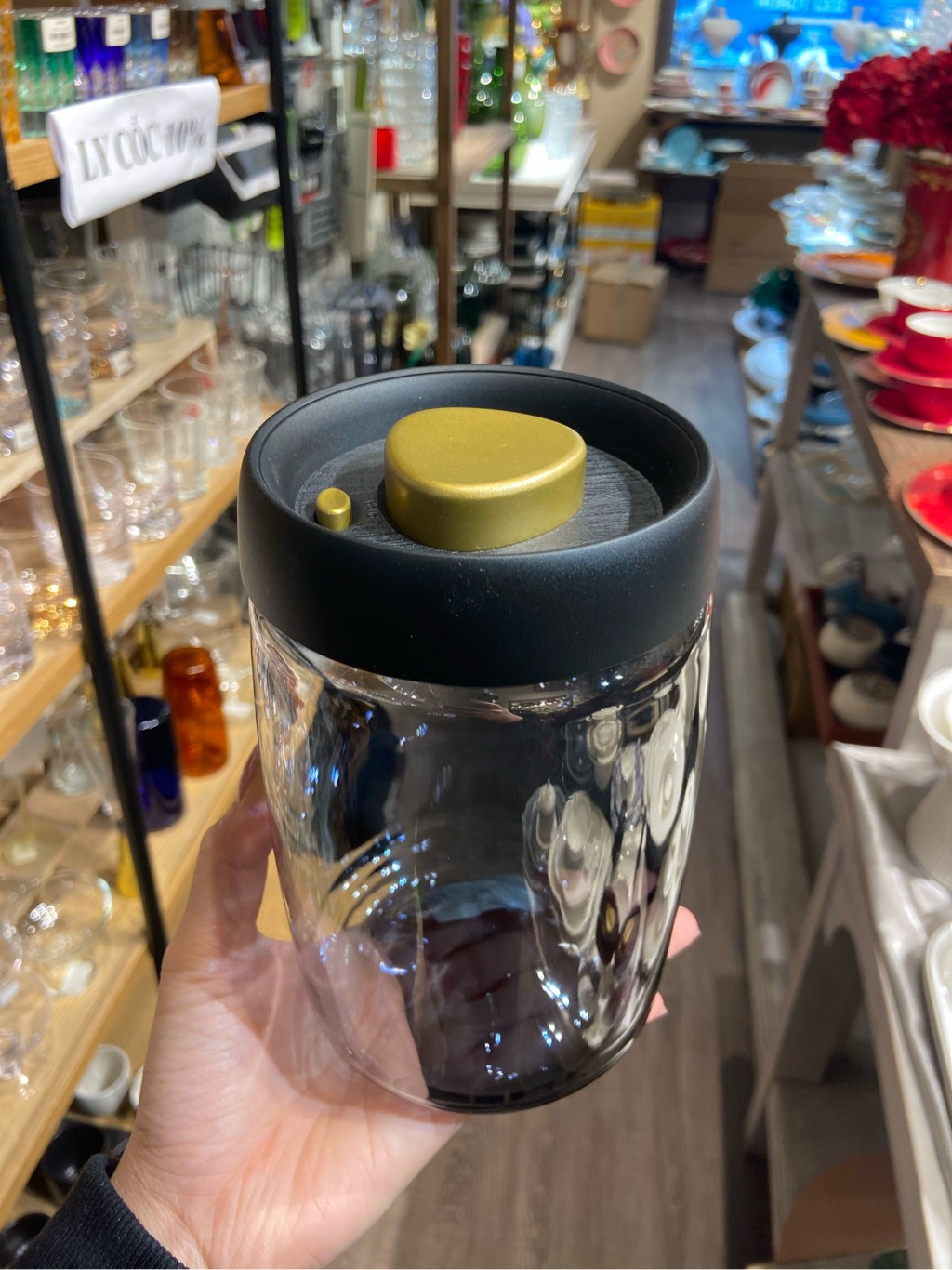 Hũ thuỷ tinh có van hút chân không