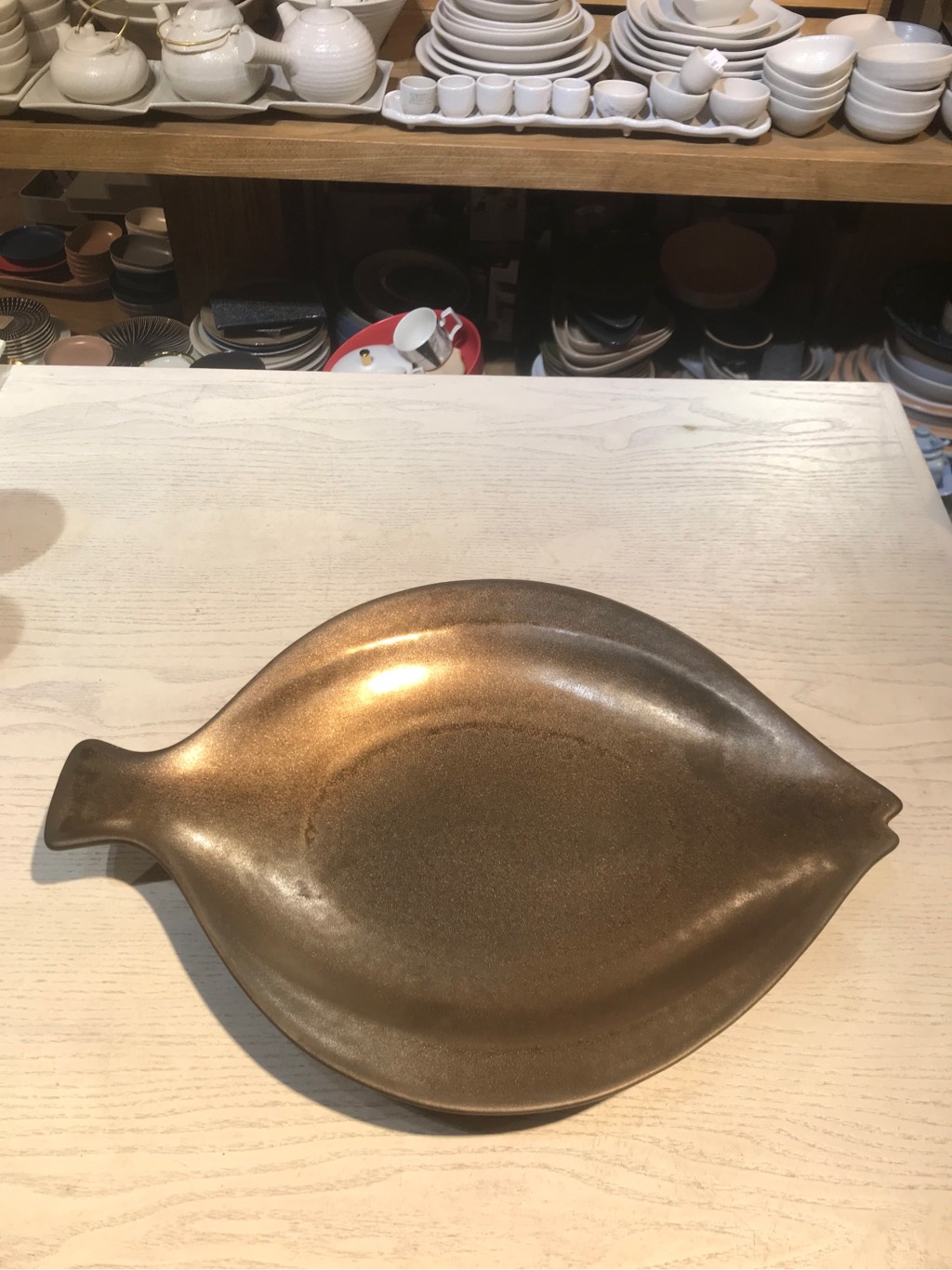 Dĩa cá tròn 37cm trơn (S1) Nâu đồng