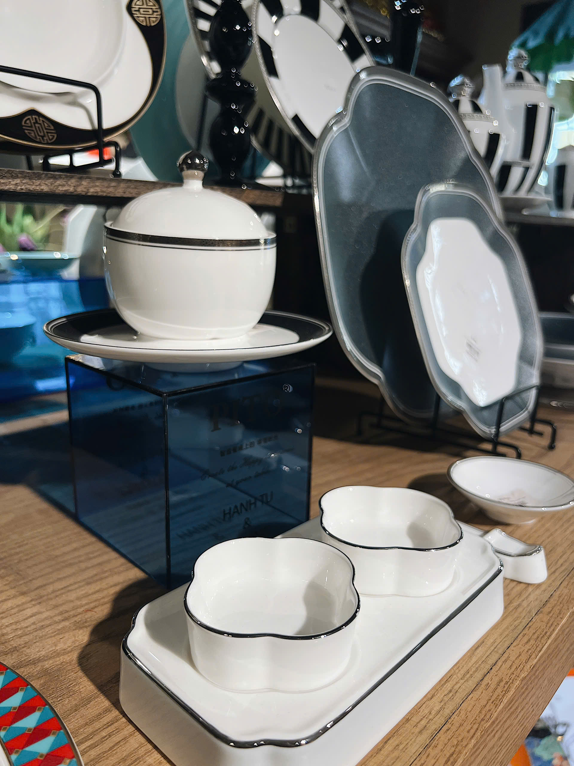 Bộ Sản Phẩm Grey Silver