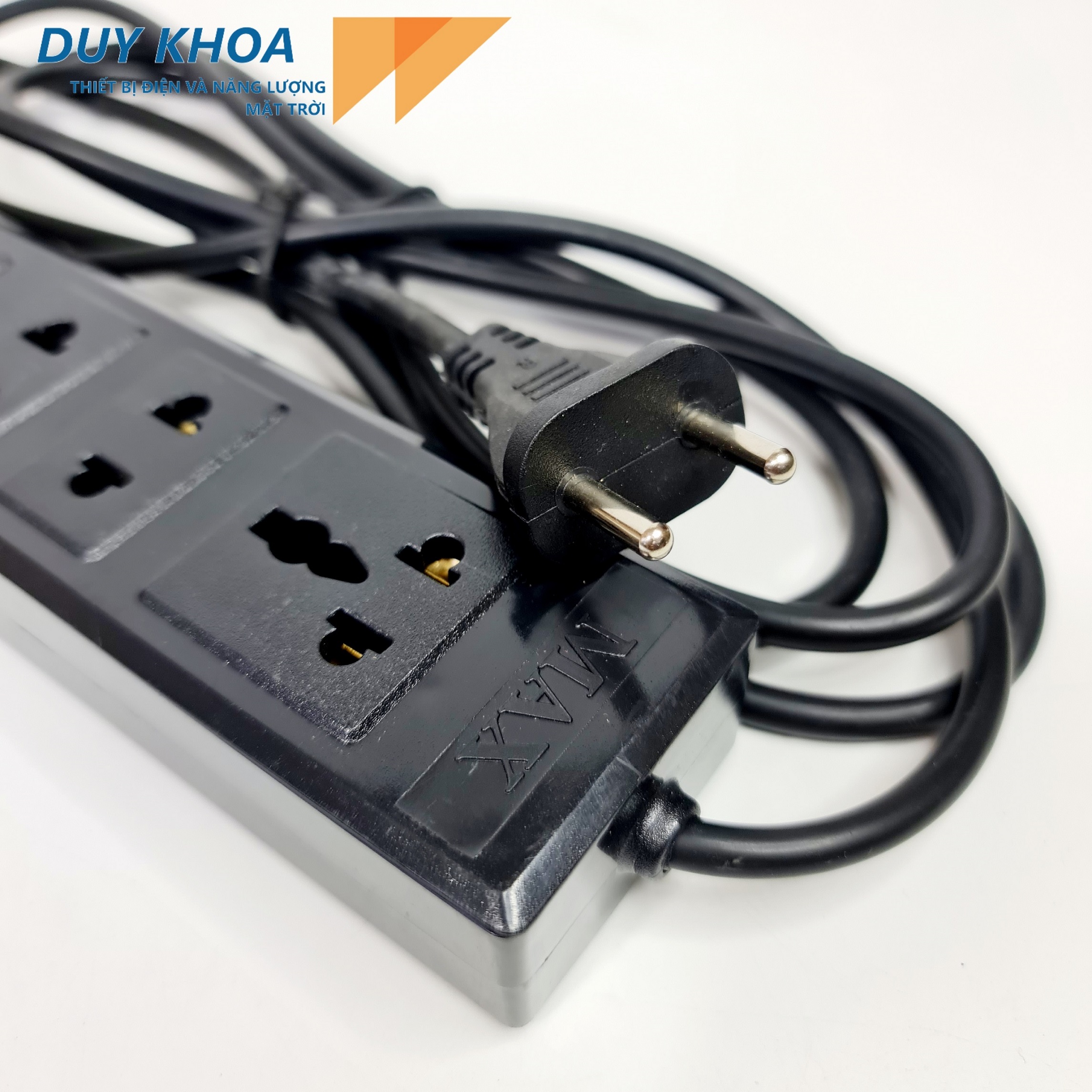 Ổ Cắm Điện 6 Cửa 2 Công tắc Màu Đen Công suất 3000w Vinamax