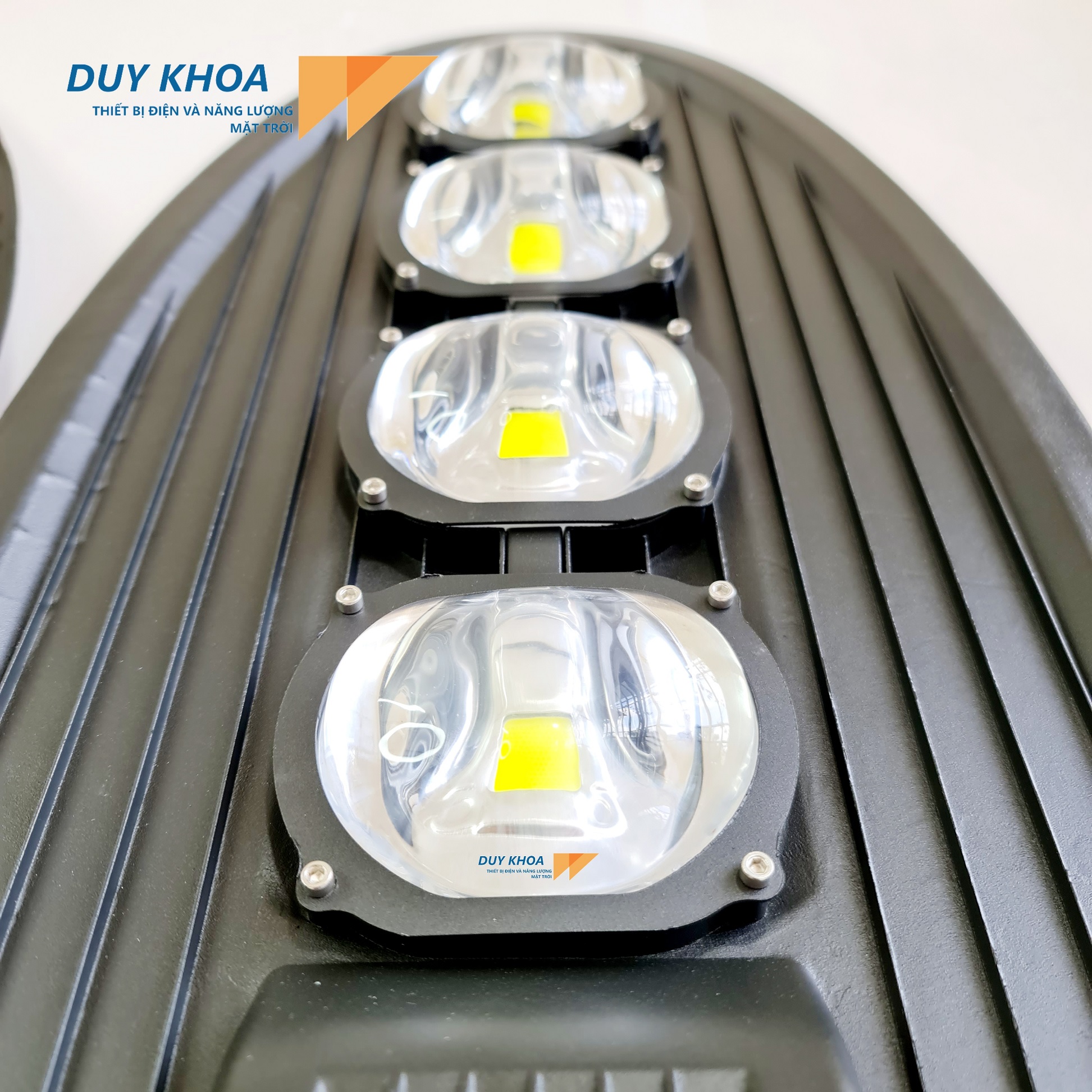 Đèn đường Chiếc lá 200w