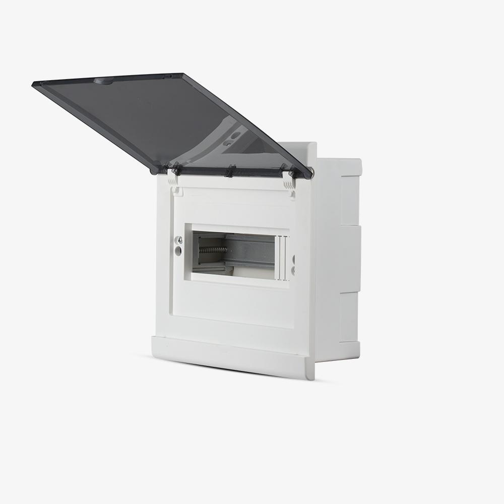 Tủ điện âm tường Rạng Đông Đế nhựa, mặt ốp - mặt che nhựa ABS - PC chống va đập vượt trội, chịu nhiệt cao, cách điện tốt