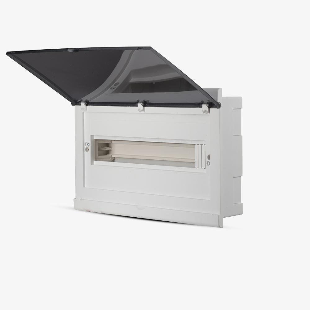 Tủ điện âm tường Rạng Đông Đế nhựa, mặt ốp - mặt che nhựa ABS - PC chống va đập vượt trội, chịu nhiệt cao, cách điện tốt