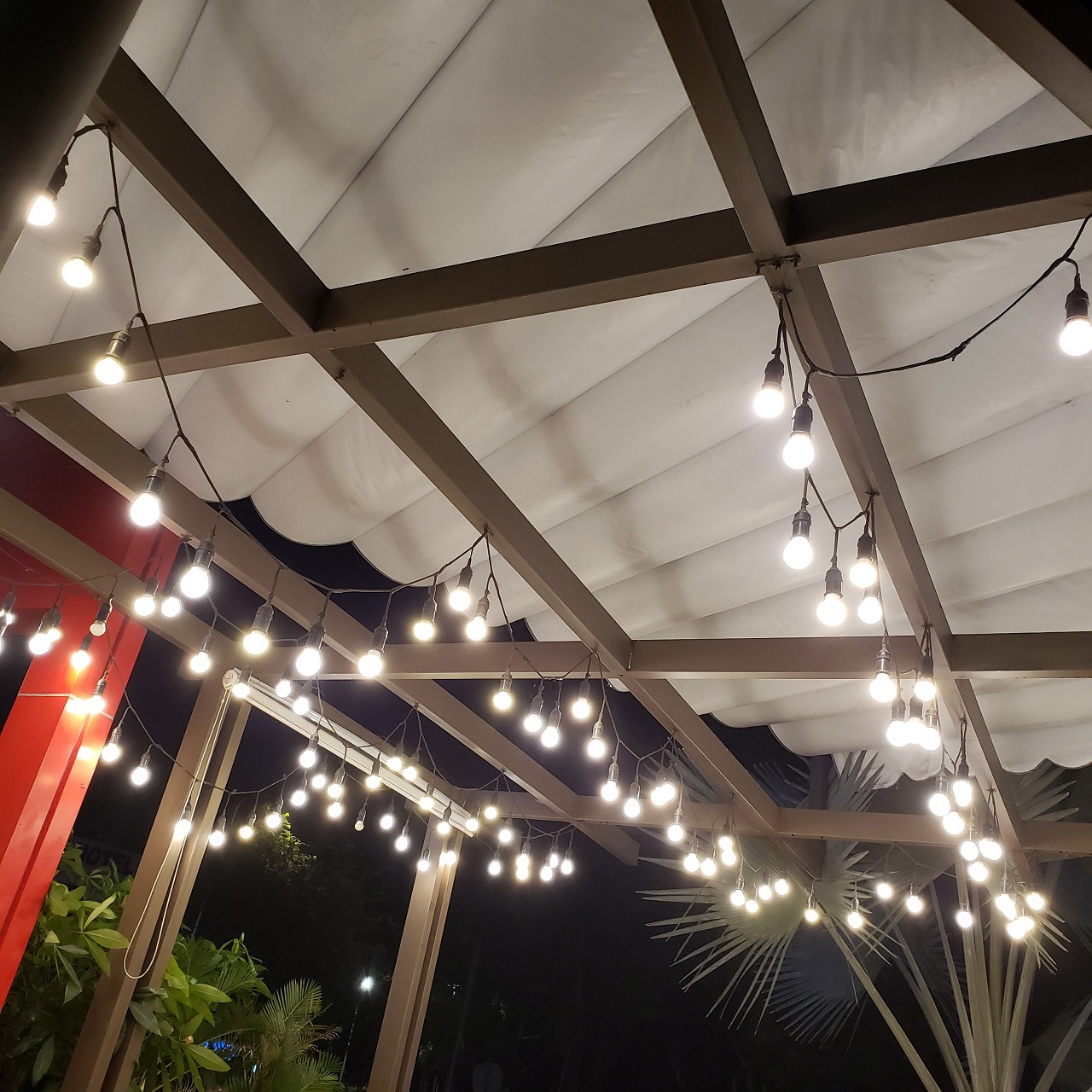 Đèn Led Bulb 3w Ánh sáng vàng - Chuyên dùng làm đèn trang trí