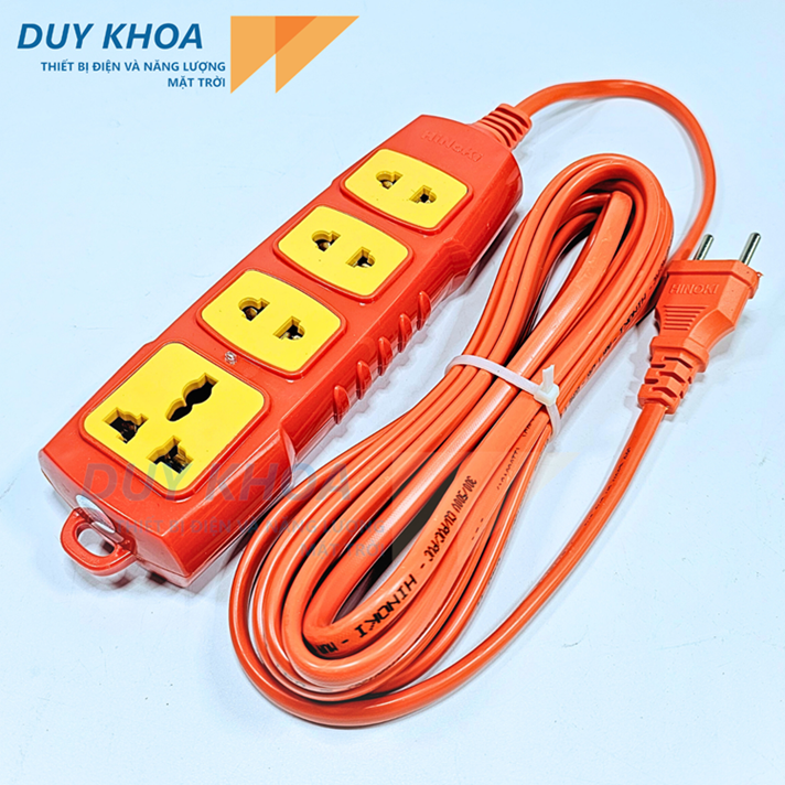 Ổ cắm điện 4 lõi sứ Hinoki – an toàn, bền chắc, tiện dụng cho gia đình