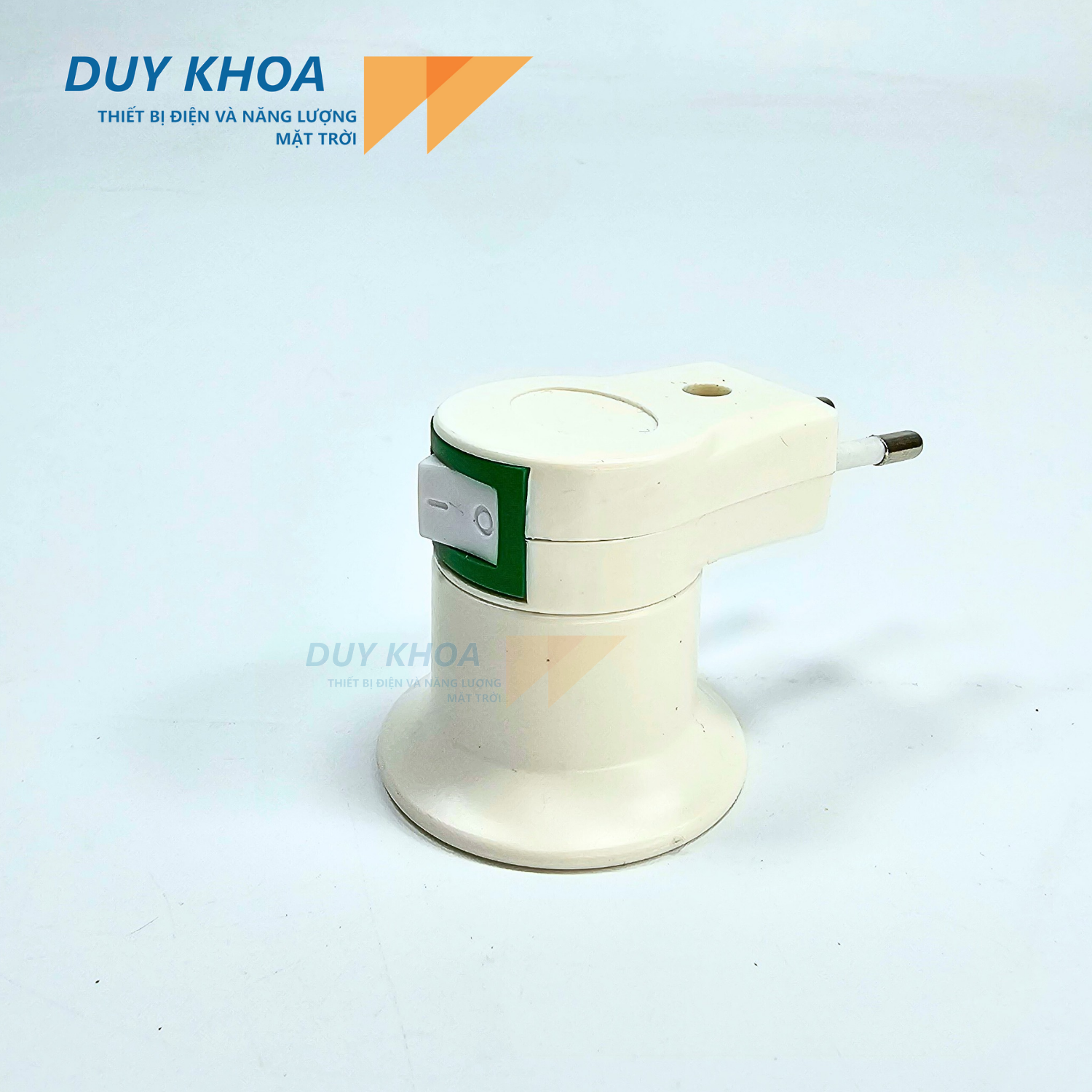 Đui đèn kèm công tắc cắm điện trực tiếp HINOKI