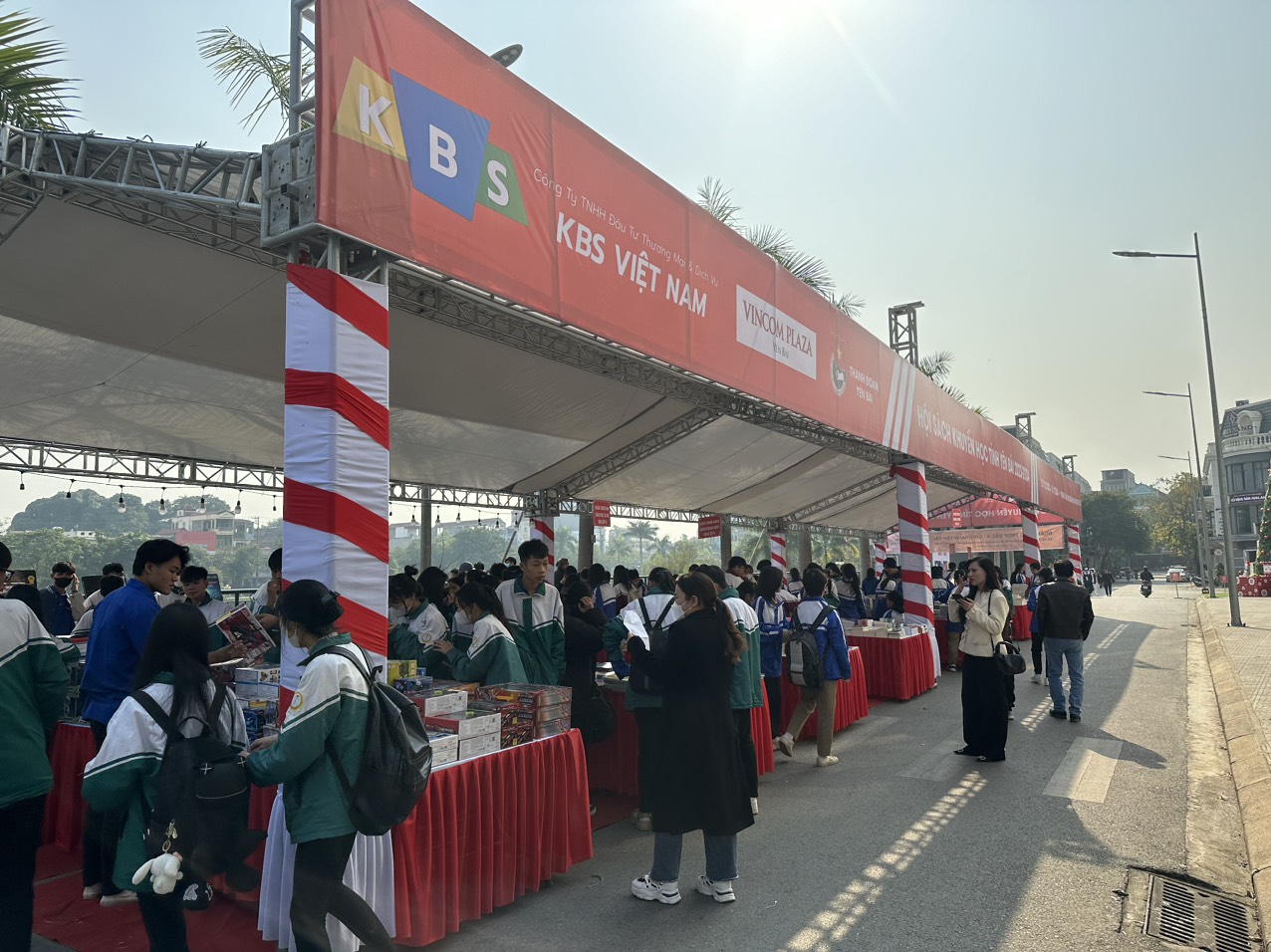 Hội Sách Khuyến Học Tỉnh Yên Bái 2023 - 2024