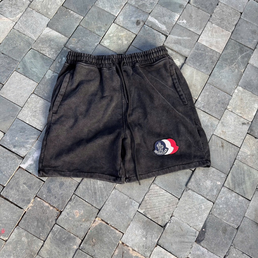 Quần ngố moncler wash