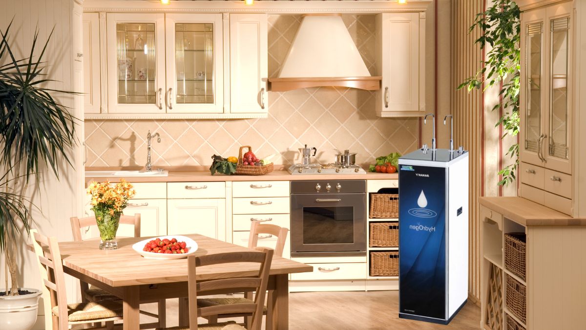Máy lọc nước Sanaky VH 4102VD được thiết kế kiểu tủ đứng