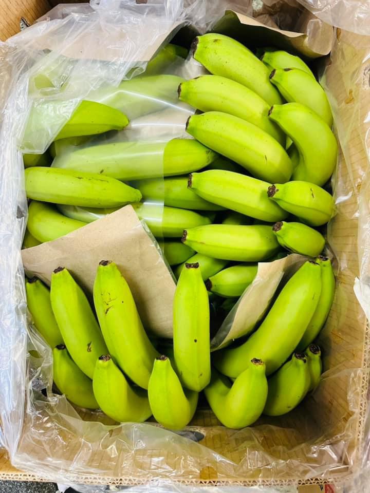 Chuối xanh (kg) 青バナナ