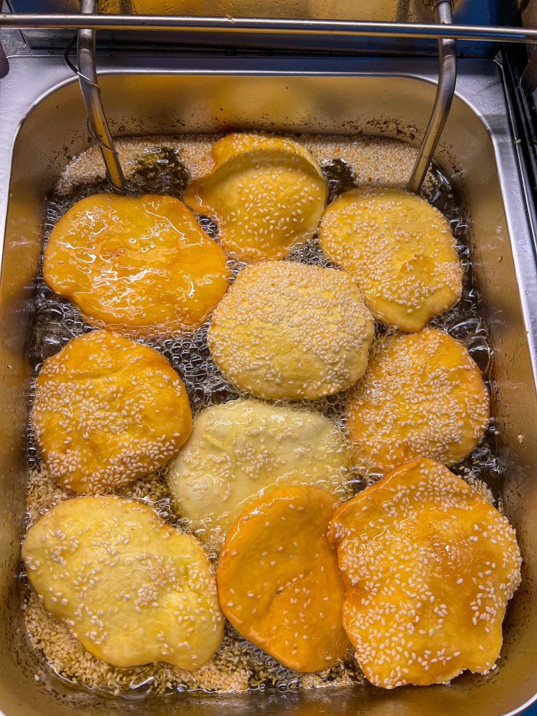 Bánh tiêu hộp 5 cái