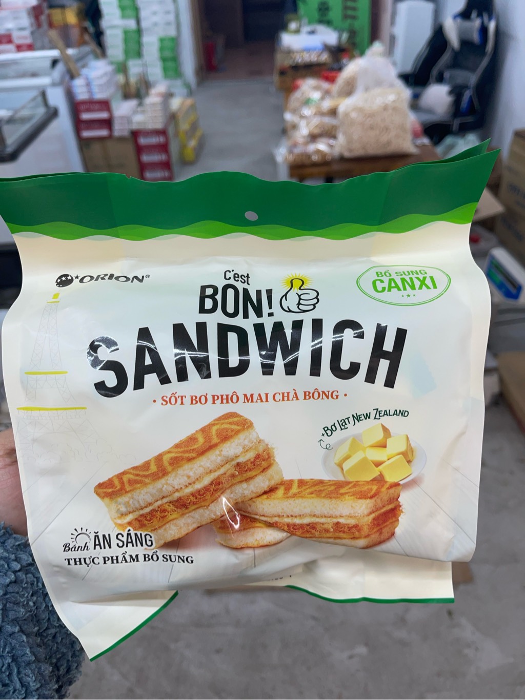 Bánh bon sanwich