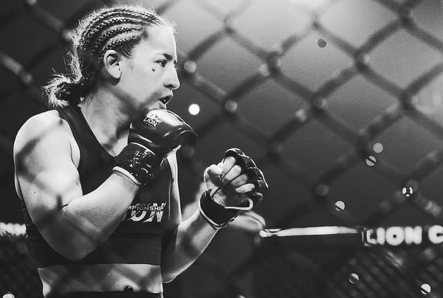 CHELSEY CASHWELL - Hành Trình Của Một Nữ MMA Fighter