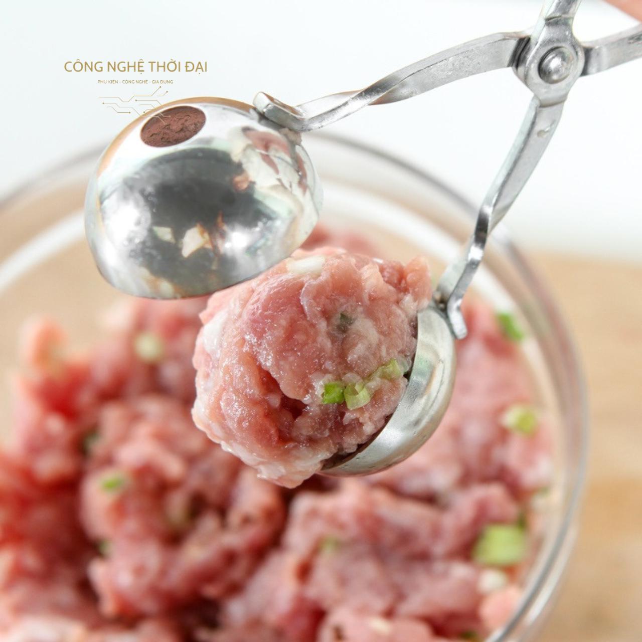 Muỗng Kẹp Thịt Viên, Chả Cá, Cơm Nắm Bằng Inox Khuôn Tròn Chống Dính