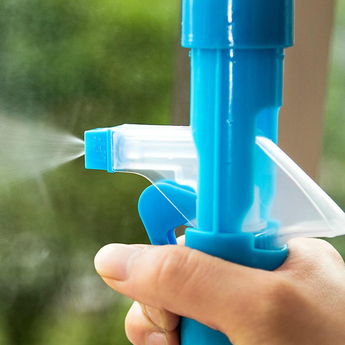 Cây Lau Kính Có Đầu Gạt Nước Kèm Bình Xịt Rửa Tích Hợp 3 Chức Năng