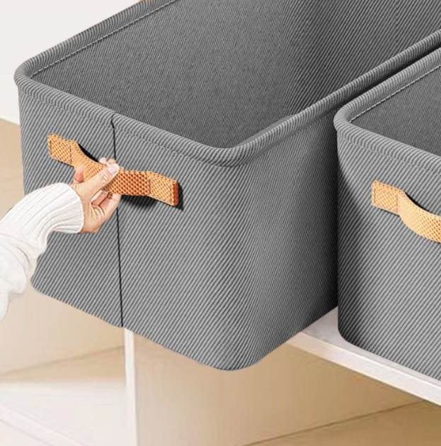 Hộp đựng quần áo 42x28x25cm