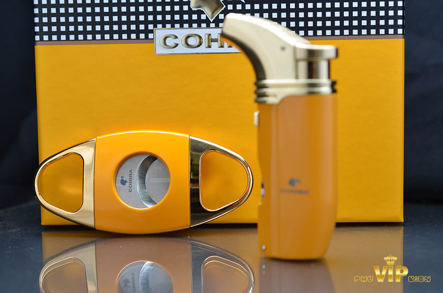 Set 2 phụ kiện cigar Cohiba bật lửa và dao cắt.