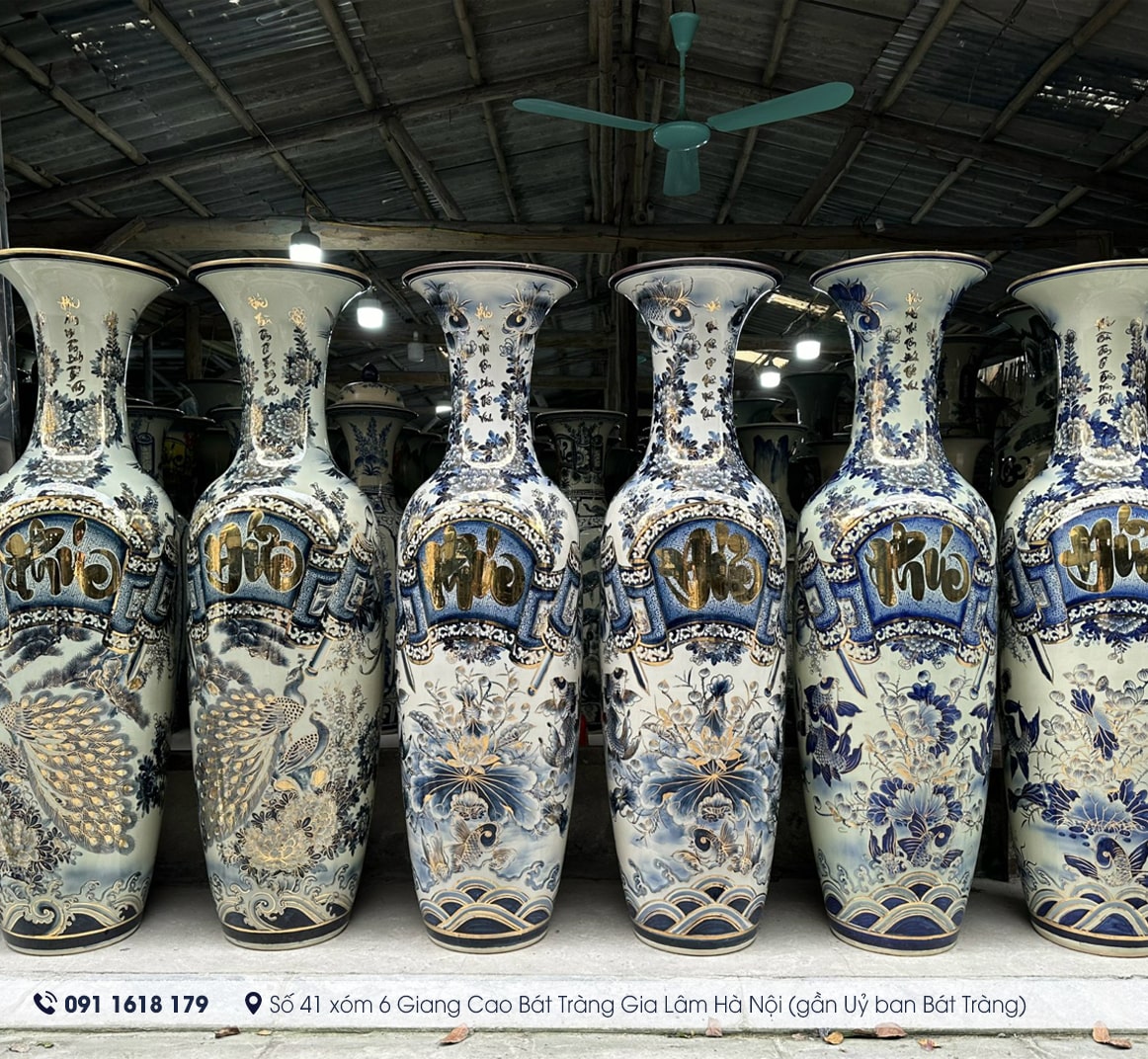 Lọ lộc bình vẽ vàng 24k