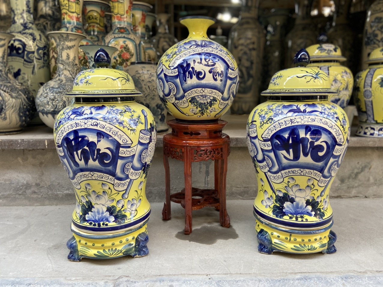 Choé, hút lộc,....