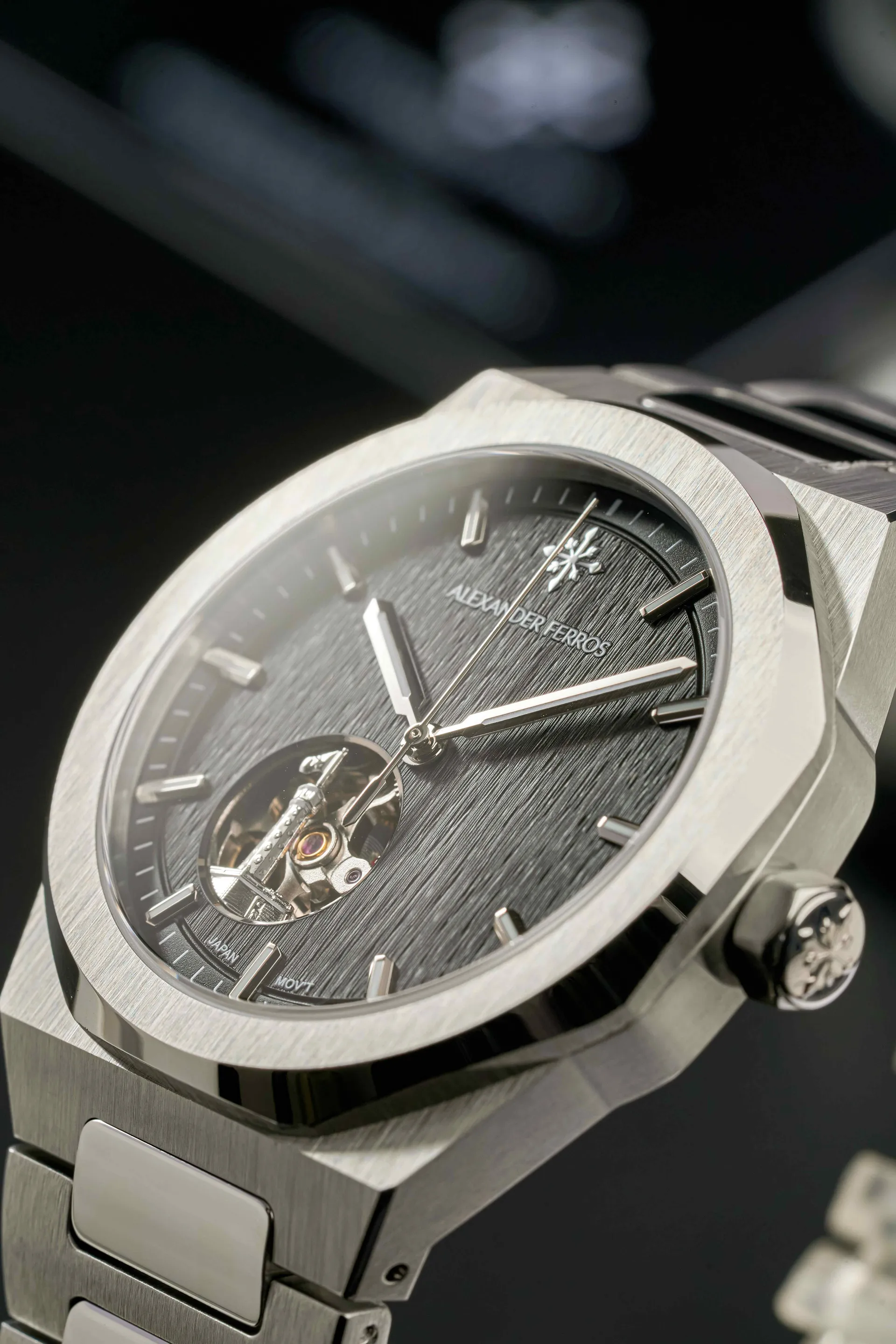 Đồng Hồ Alexander Ferros 9292S/01