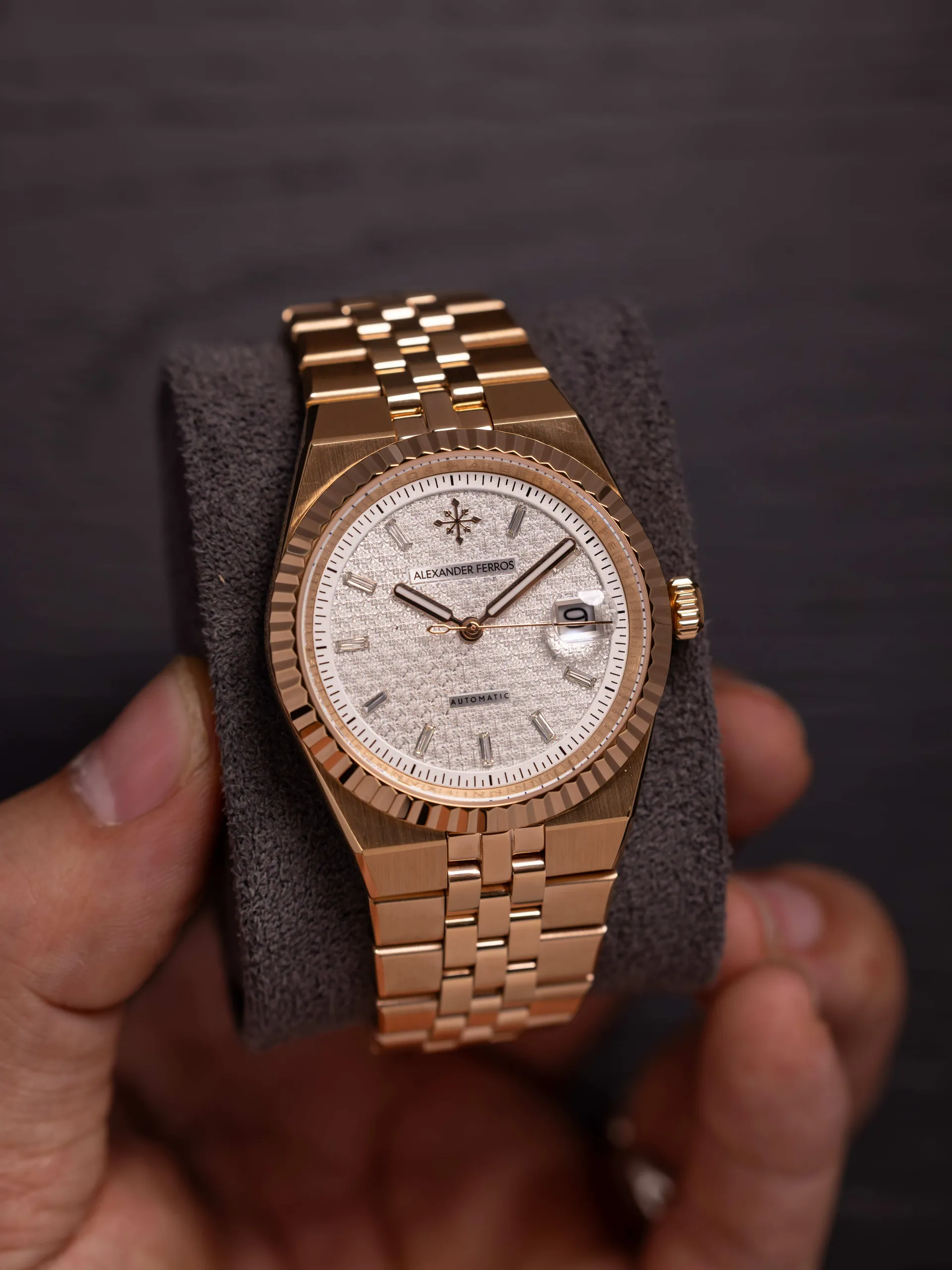 ĐỒNG HỒ NAM ALEXANDER FERROS AUTOMATIC 8272R/022