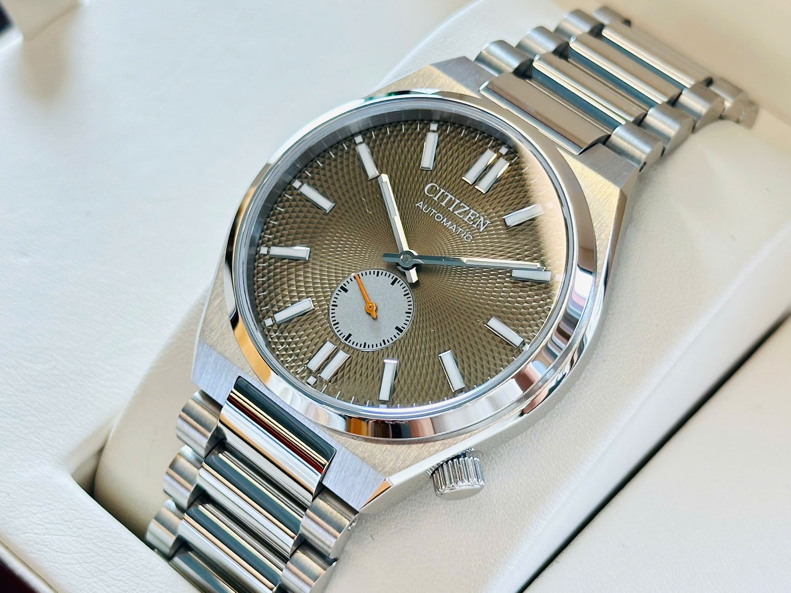 ĐỒNG HỒ CITIZEN TSUYOSA SMALL SECOND NK5010-51X