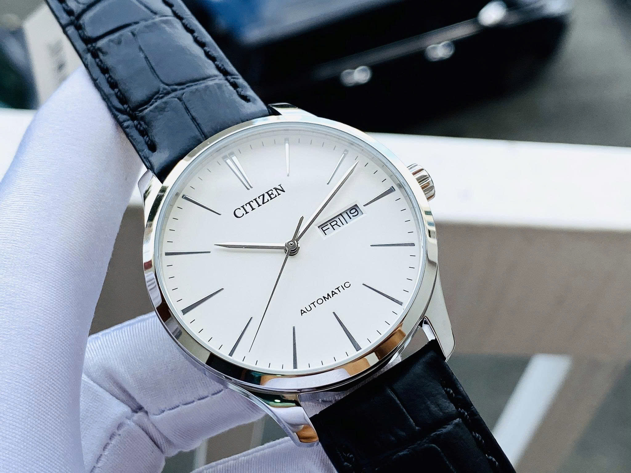 ĐỒNG HỒ NAM CITIZEN AUTOMATIC NH8350-08B