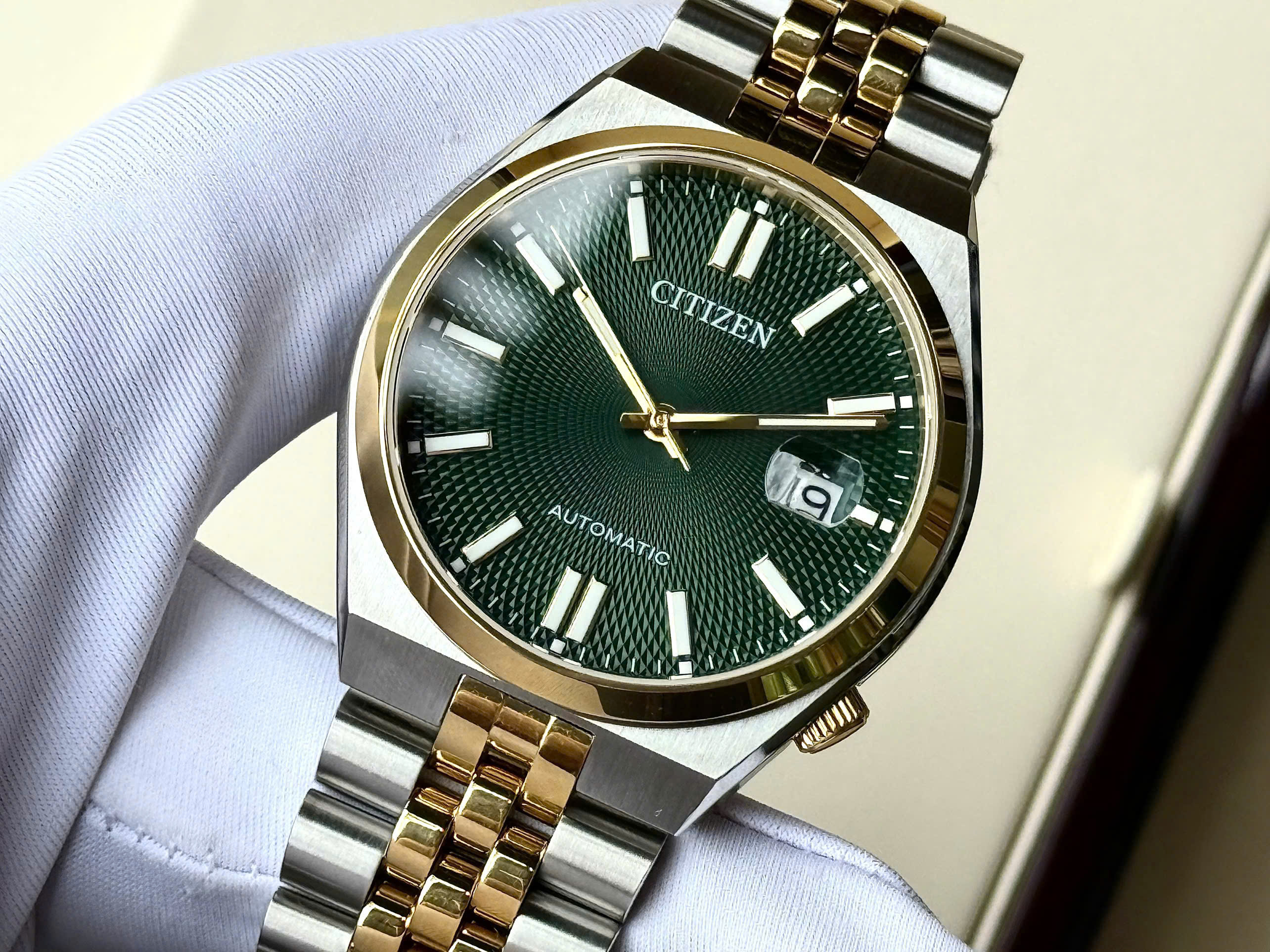 ĐỒNG HỒ NAM CITIZEN AUTOMATIC TSUYOSA NK0024-54X
