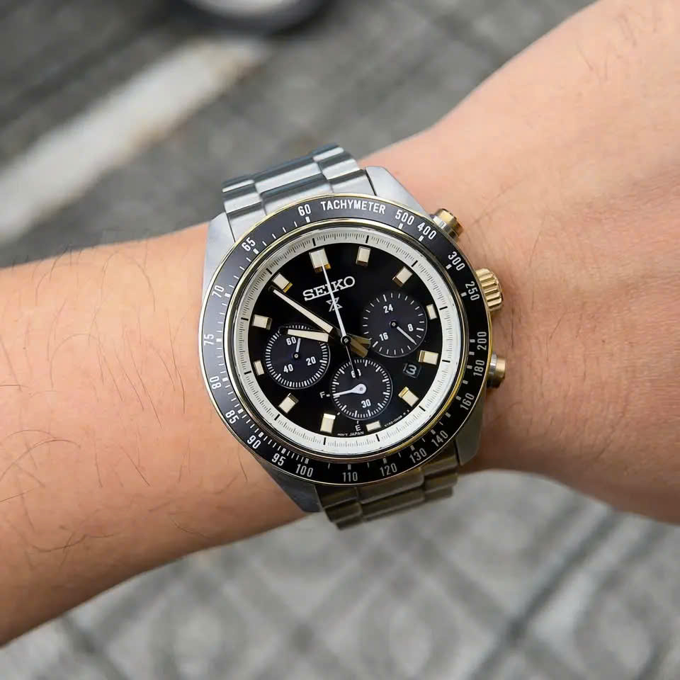 ĐỒNG HỒ NAM SEIKO PANDA PROSPEX SPEEDTIMER SOLAR CHRONOGRAPH SSC941P1 (SBDL113)