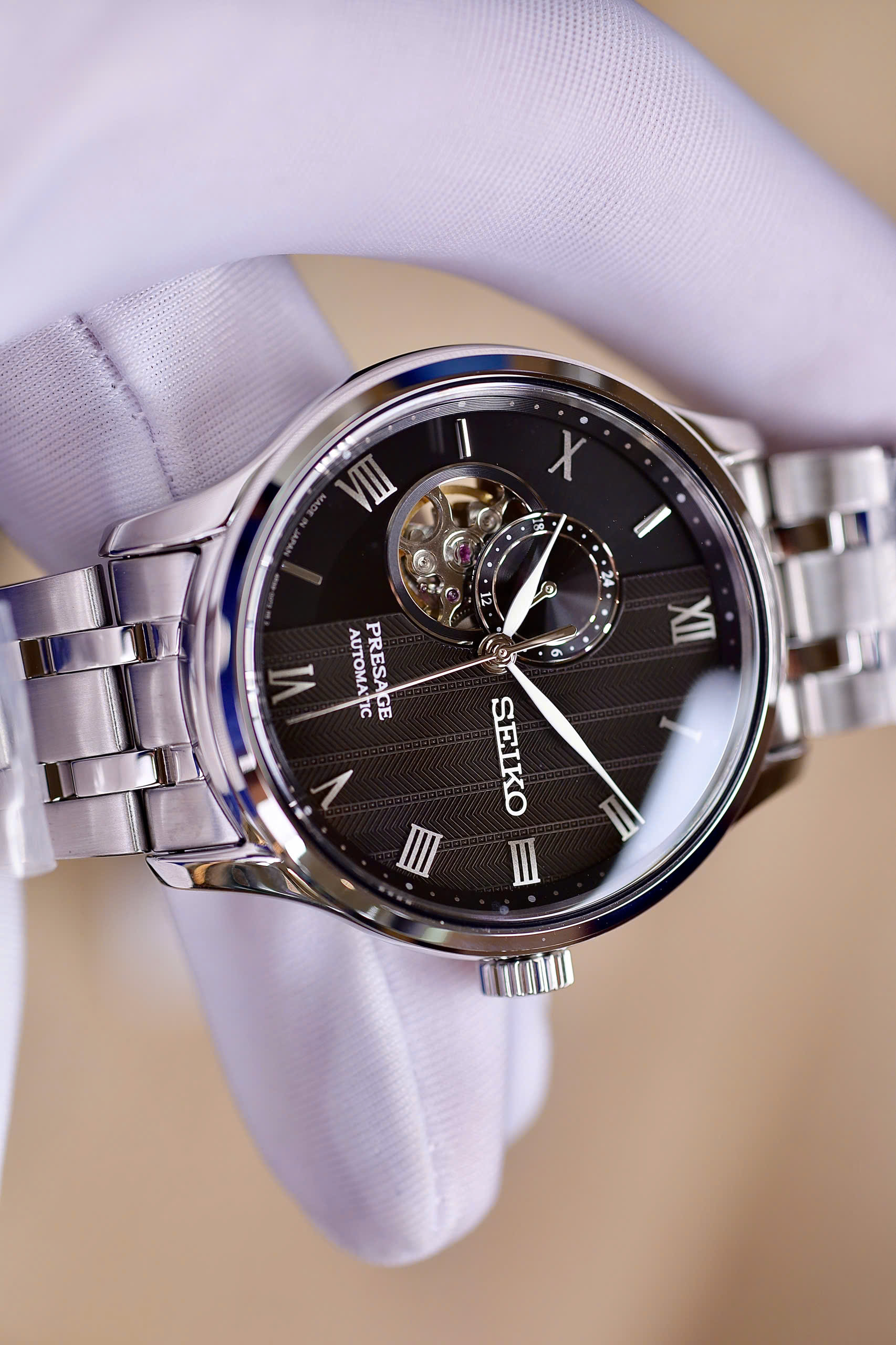 ĐỒNG HỒ NAM SEIKO AUTOMATIC PRESAGE OPEN HEART SSA377J1 (SARY093)
