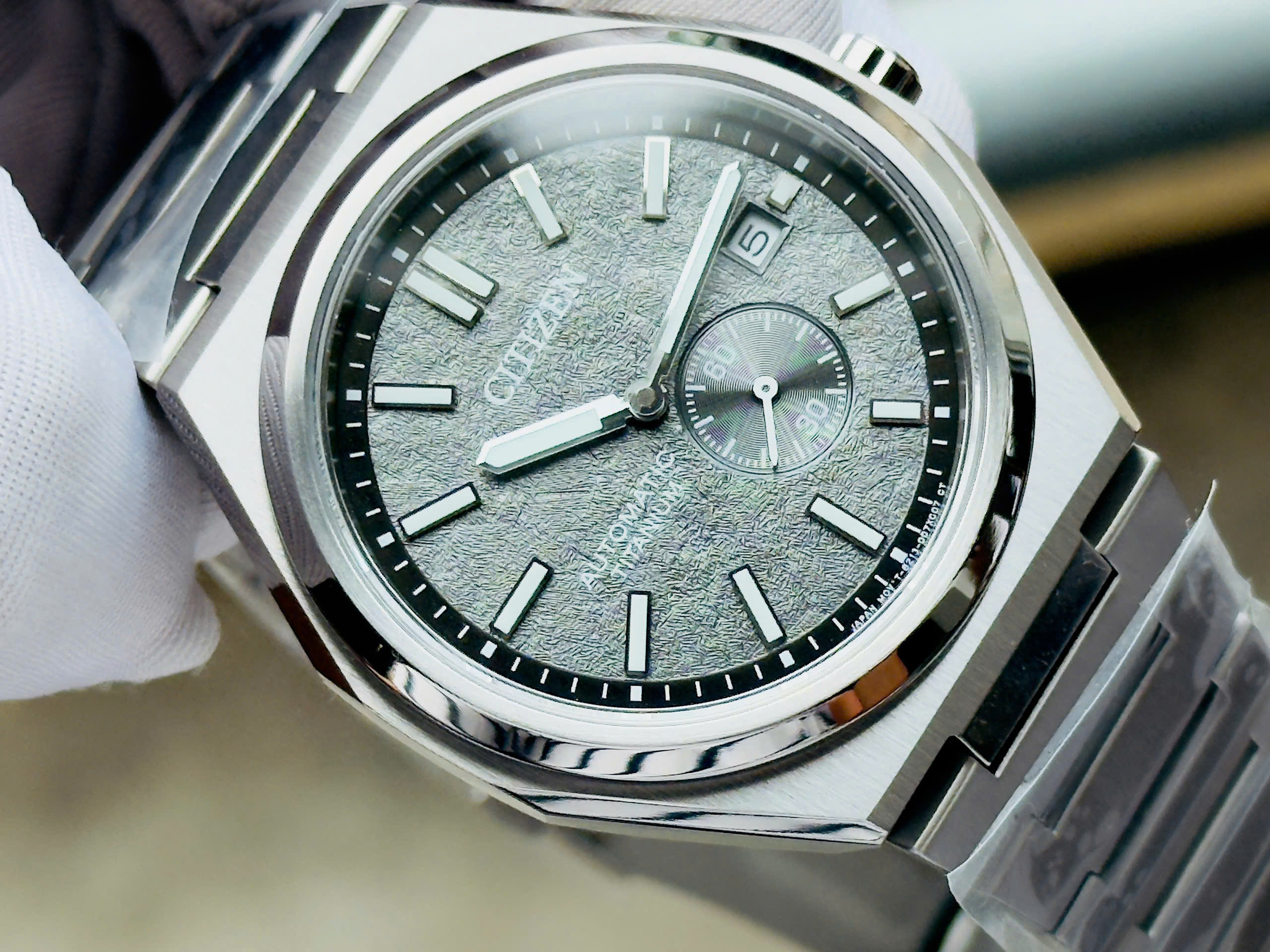 ĐỒNG HỒ CITIZEN AUTOMATIC ZENSHIN SUPER TITANIUM NJ0180-80H