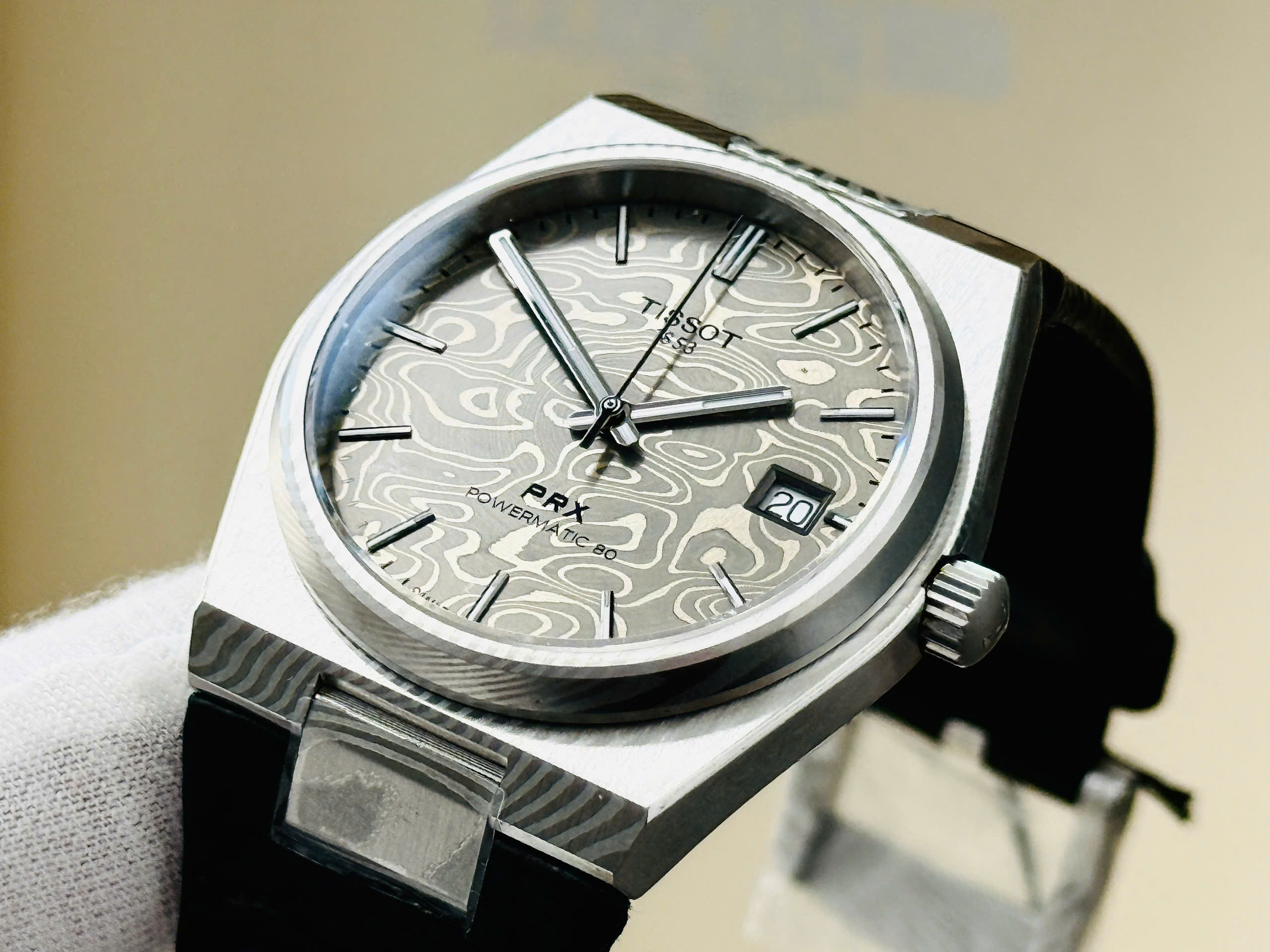 ĐỒNG HỒ NAM TISSOT PRX Powermatic 80 Damascus Steel – T137.807.96.081.00