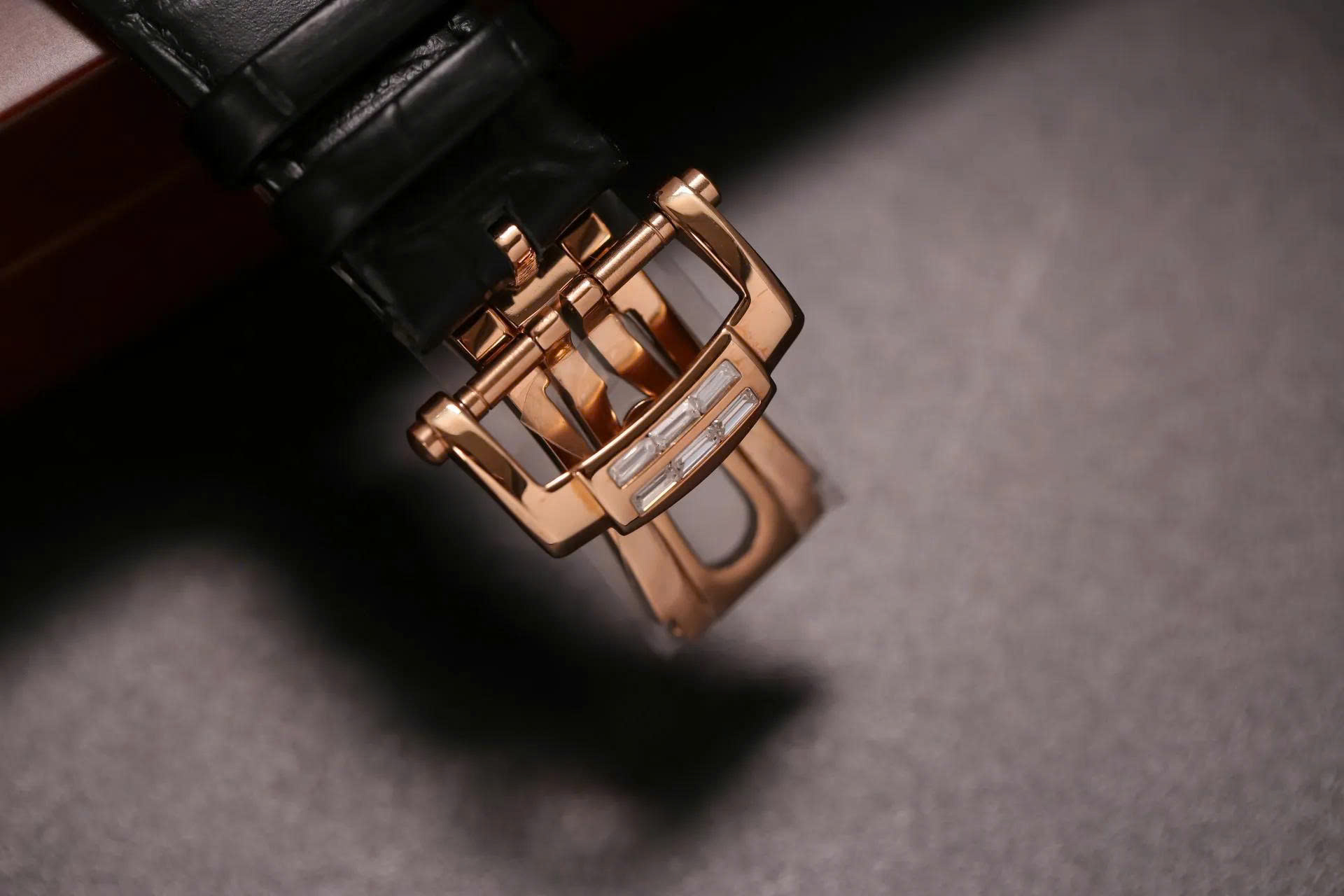 ĐỒNG HỒ ALEXANDER FERROS AUTOMATIC 6091R-08