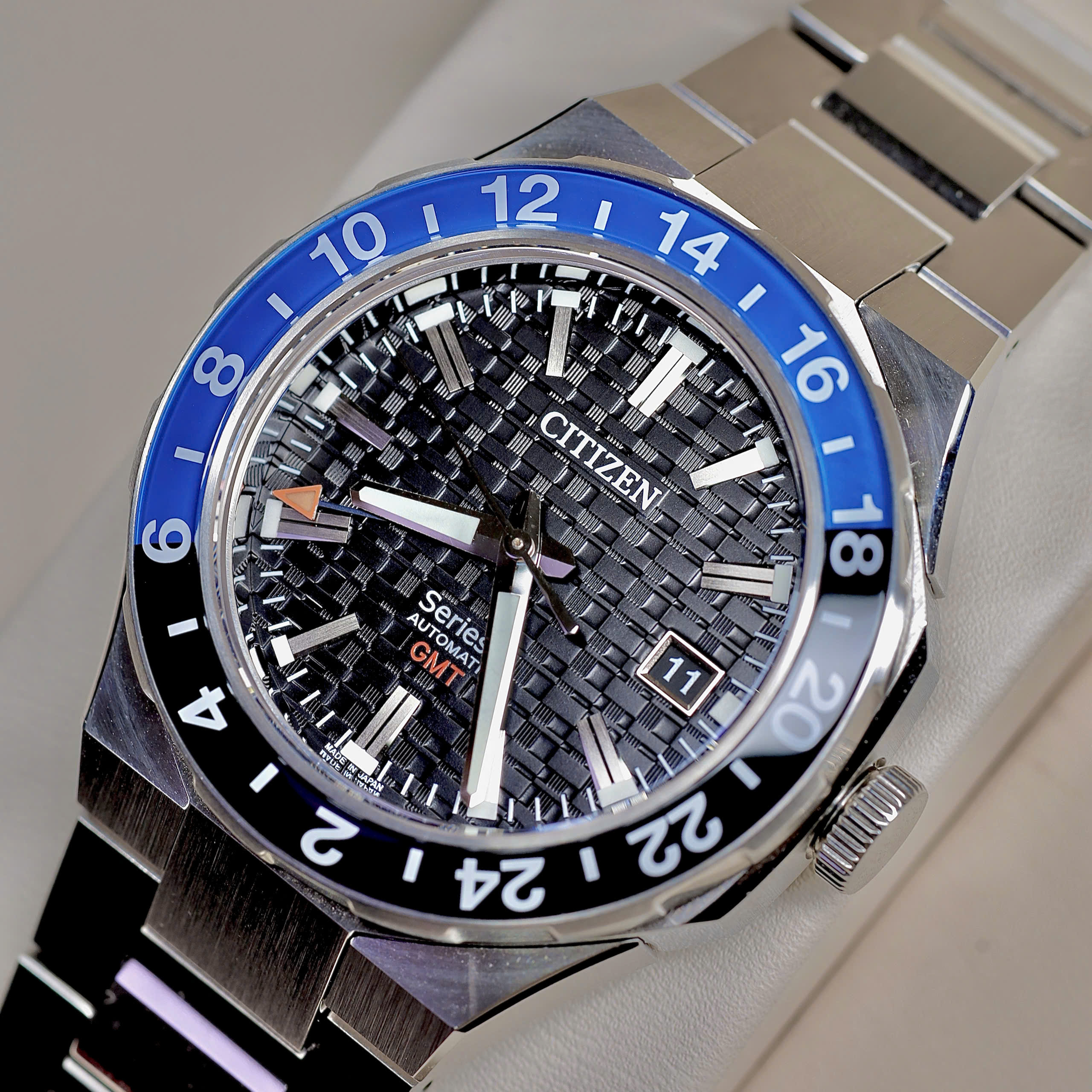 CITIZEN SERIES 8 – 880 MECHANICAL GMT NB6031-56E