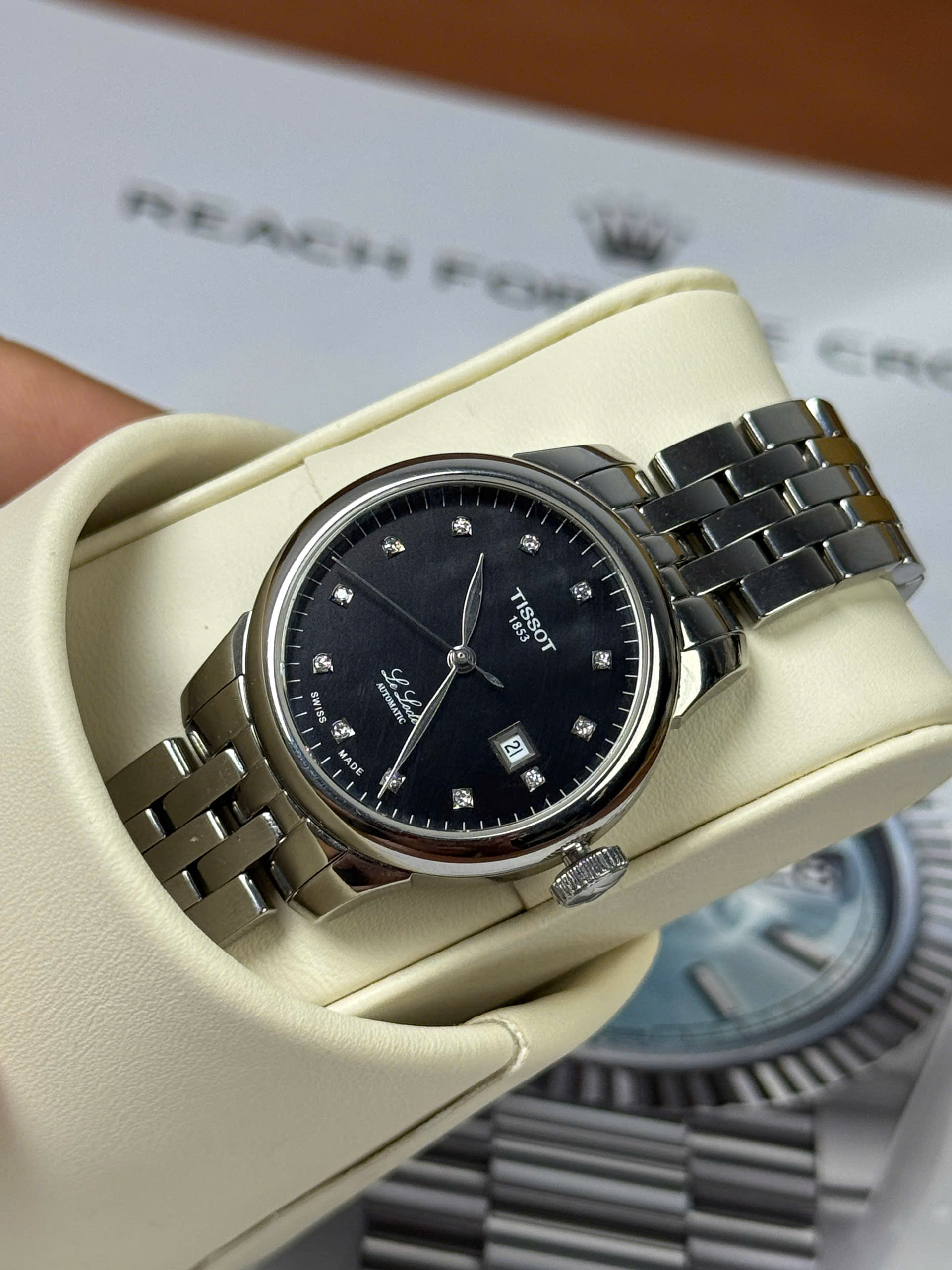 ĐỒNG HỒ NỮ TISSOT LE LOCLE AUTOMATIC T006.207.11.126.00