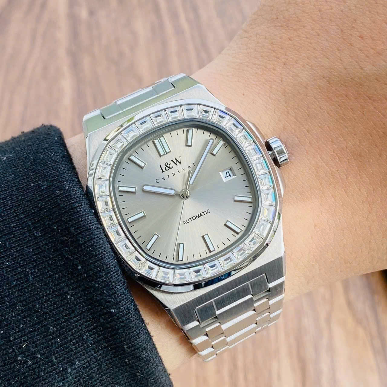 ĐỒNG HỒ NAM I&W CARNIVAL AUTOMATIC IW750G2-T3