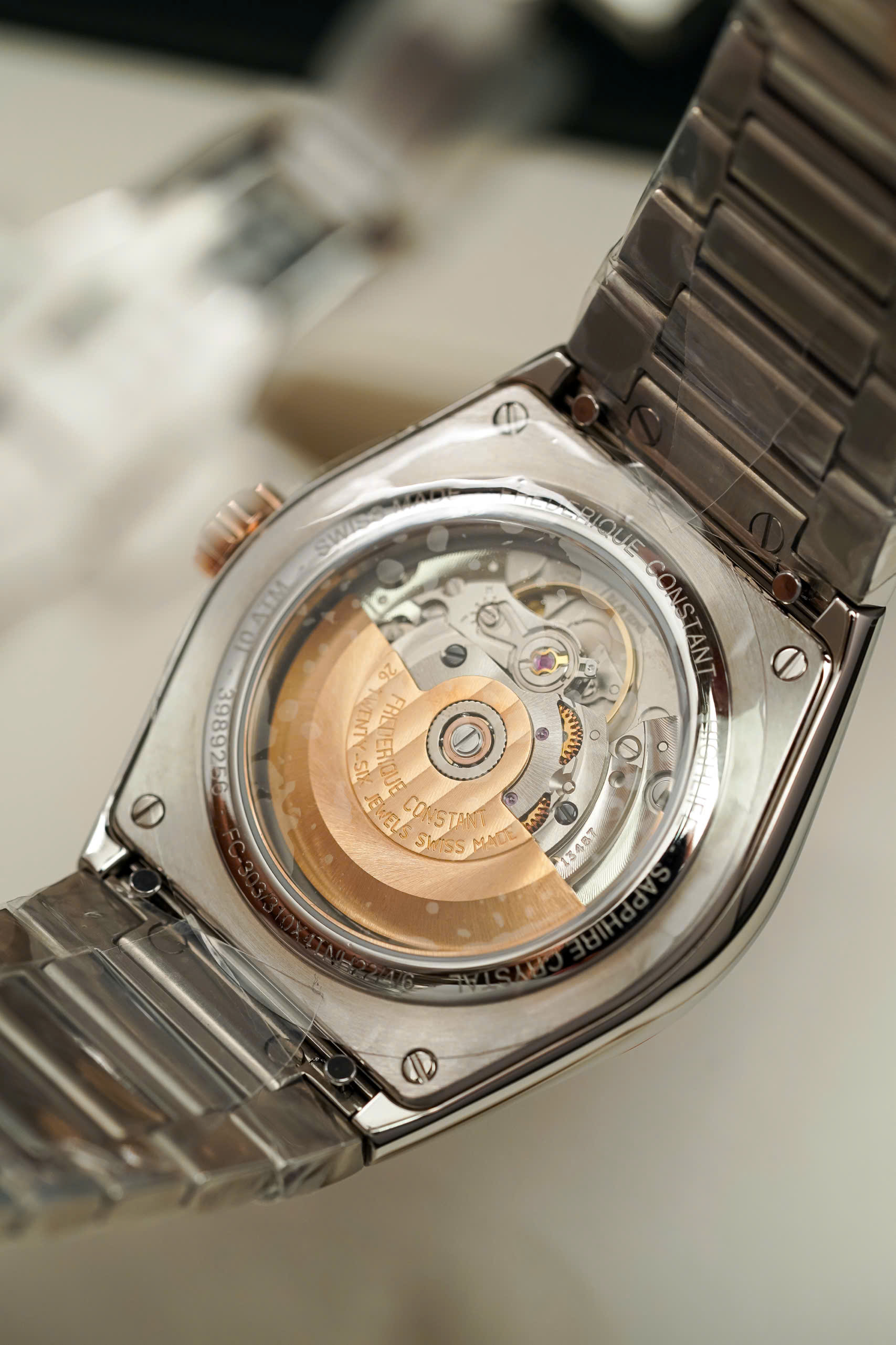 ĐỒNG HỒ NAM FREDERIQUE CONSTANT HIGHLIFE COSC FC-303C4NH2B