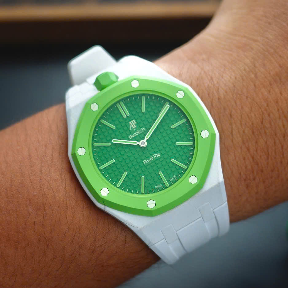 ĐỒNG HỒ NAM SWATCH X AP ROYAL POP GREEN EIGHT SSX03G100N