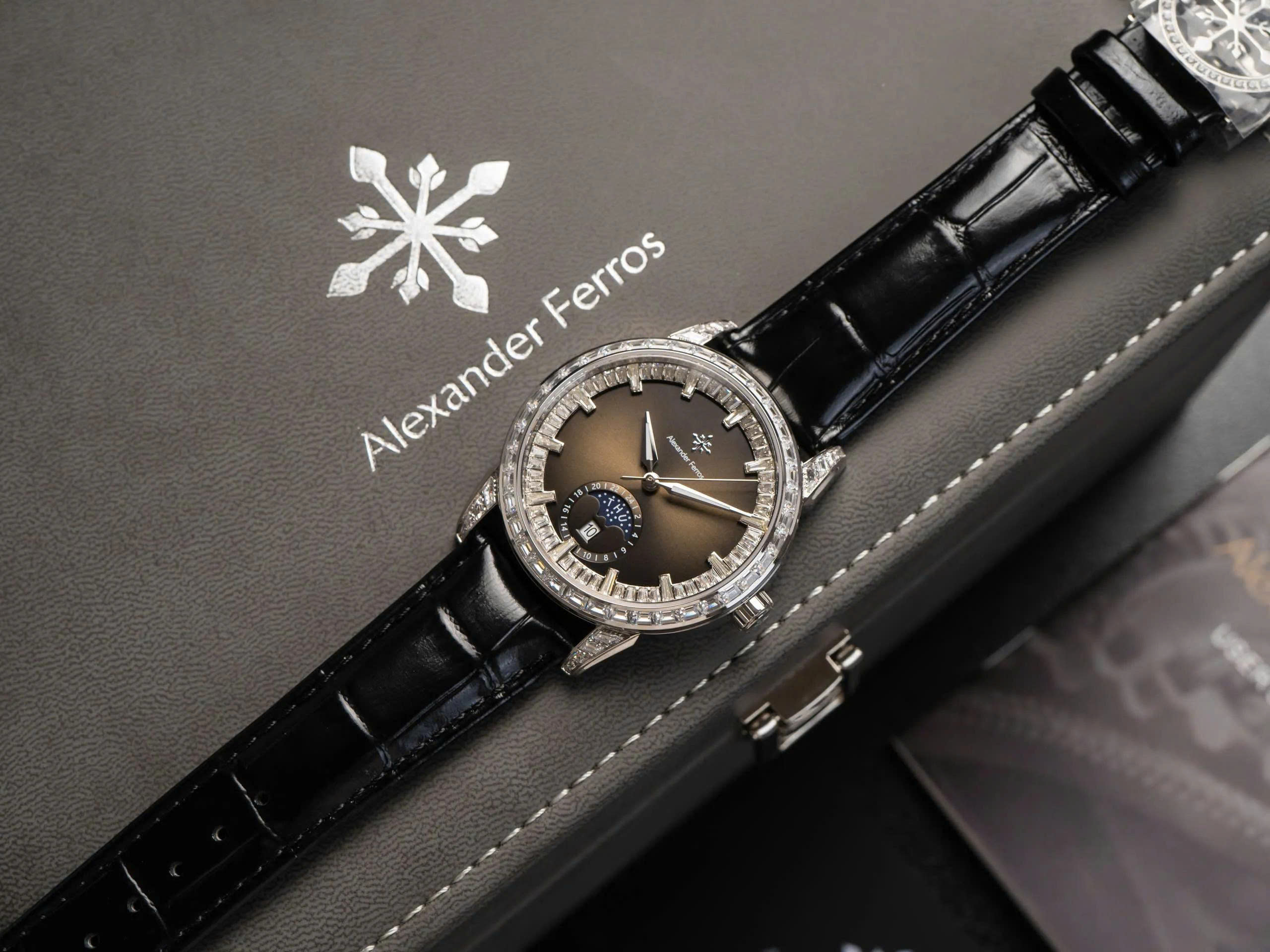 Đồng Hồ Alexander Ferros 9081S-01