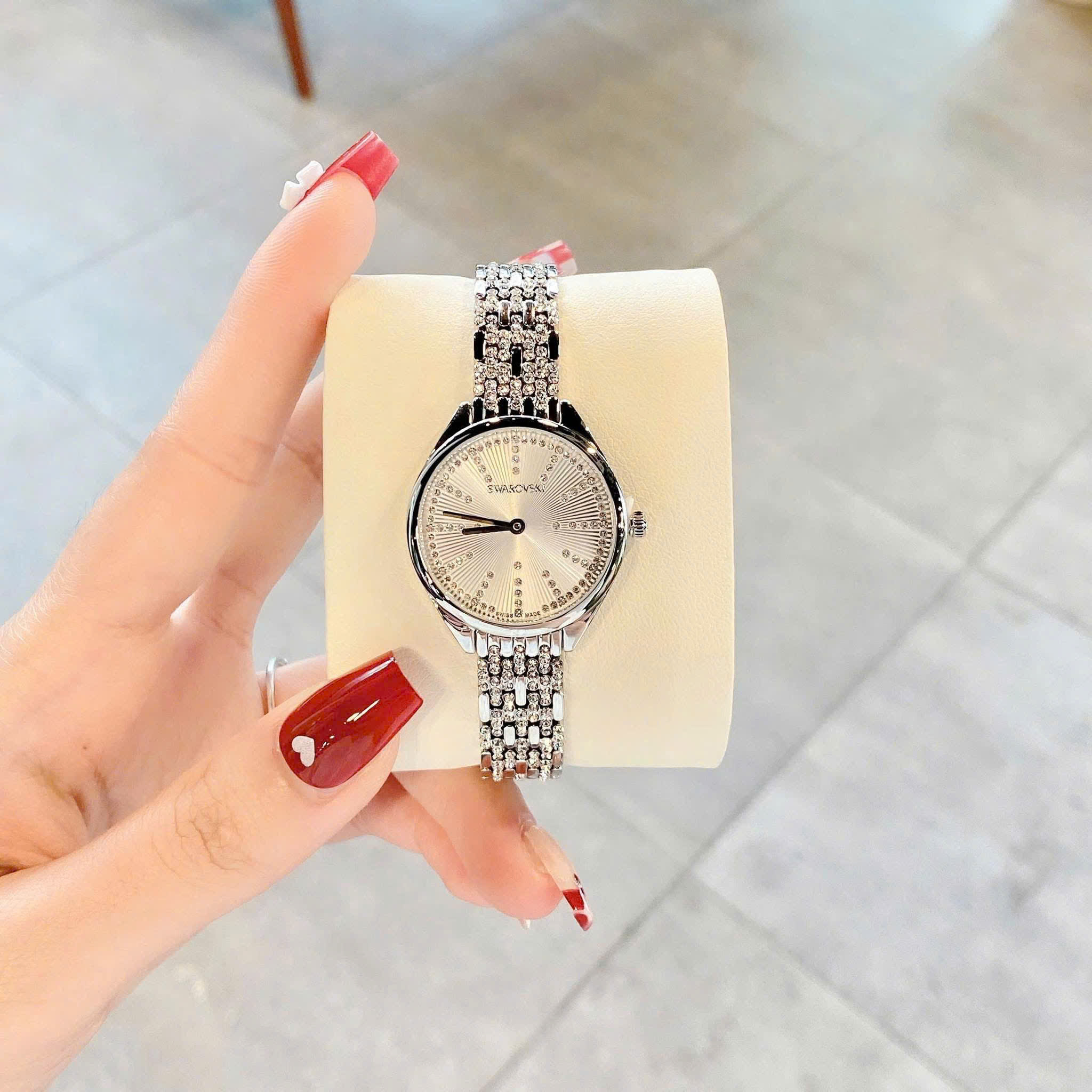 ĐỒNG HỒ NỮ SWAROVSKI QUARTZ 5610490 ATTRACT