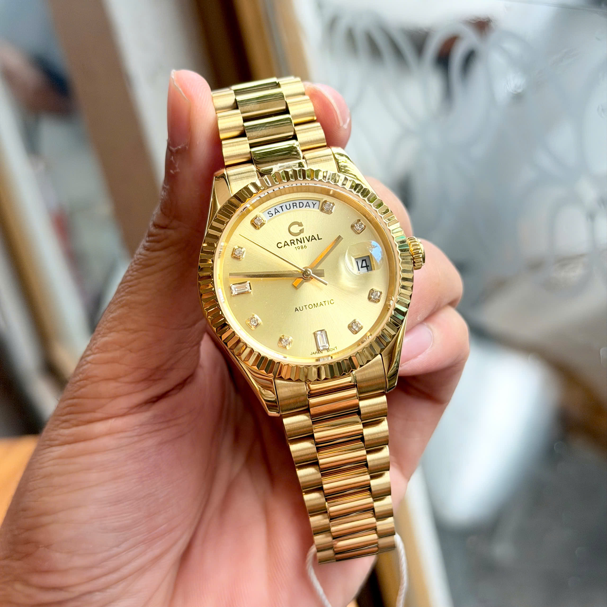 ĐỒNG HỒ NAM CARNIVAL AUTOMATIC 8239G-VV-V