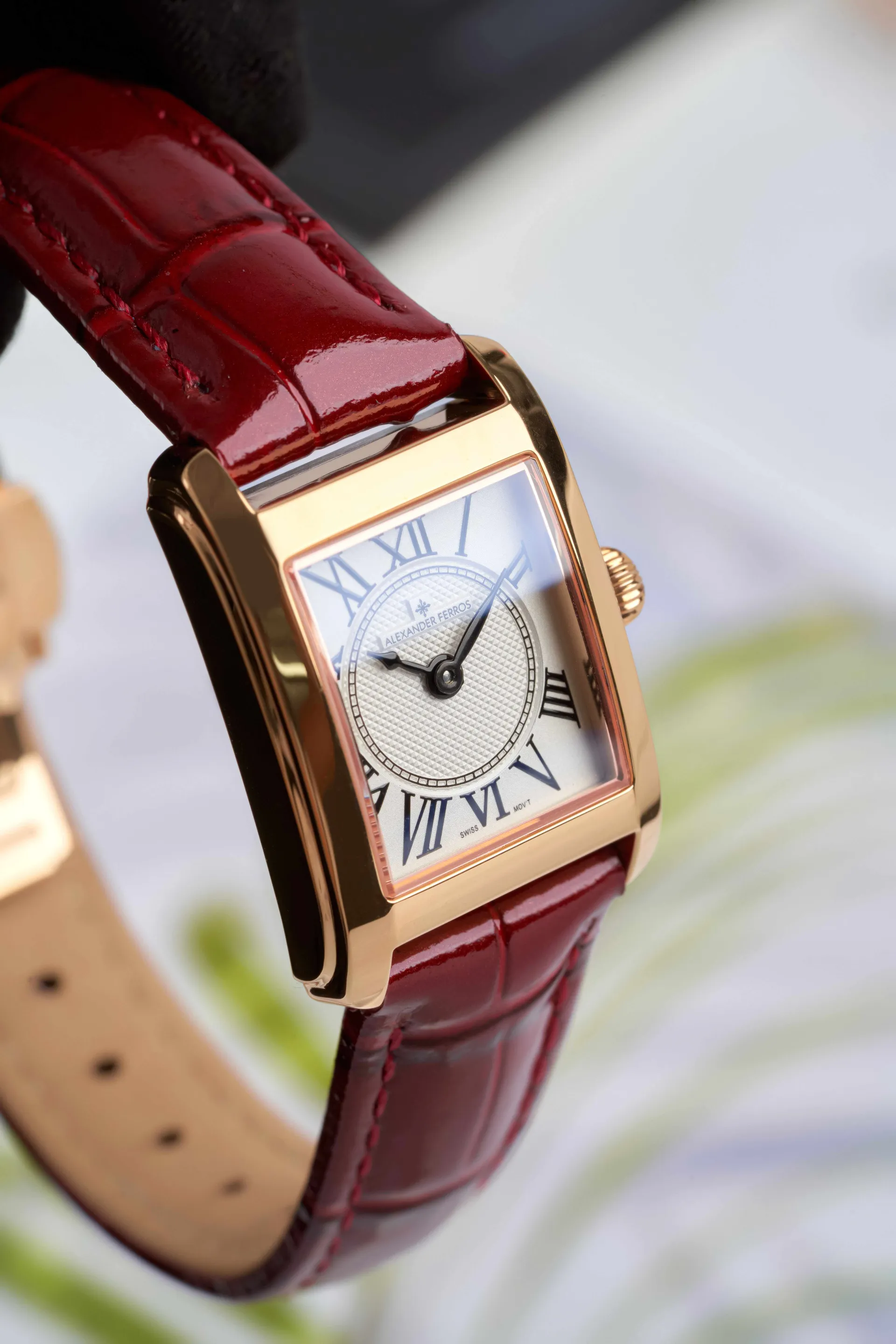 Đồng Hồ Nữ Alexander Ferros 7282R-02