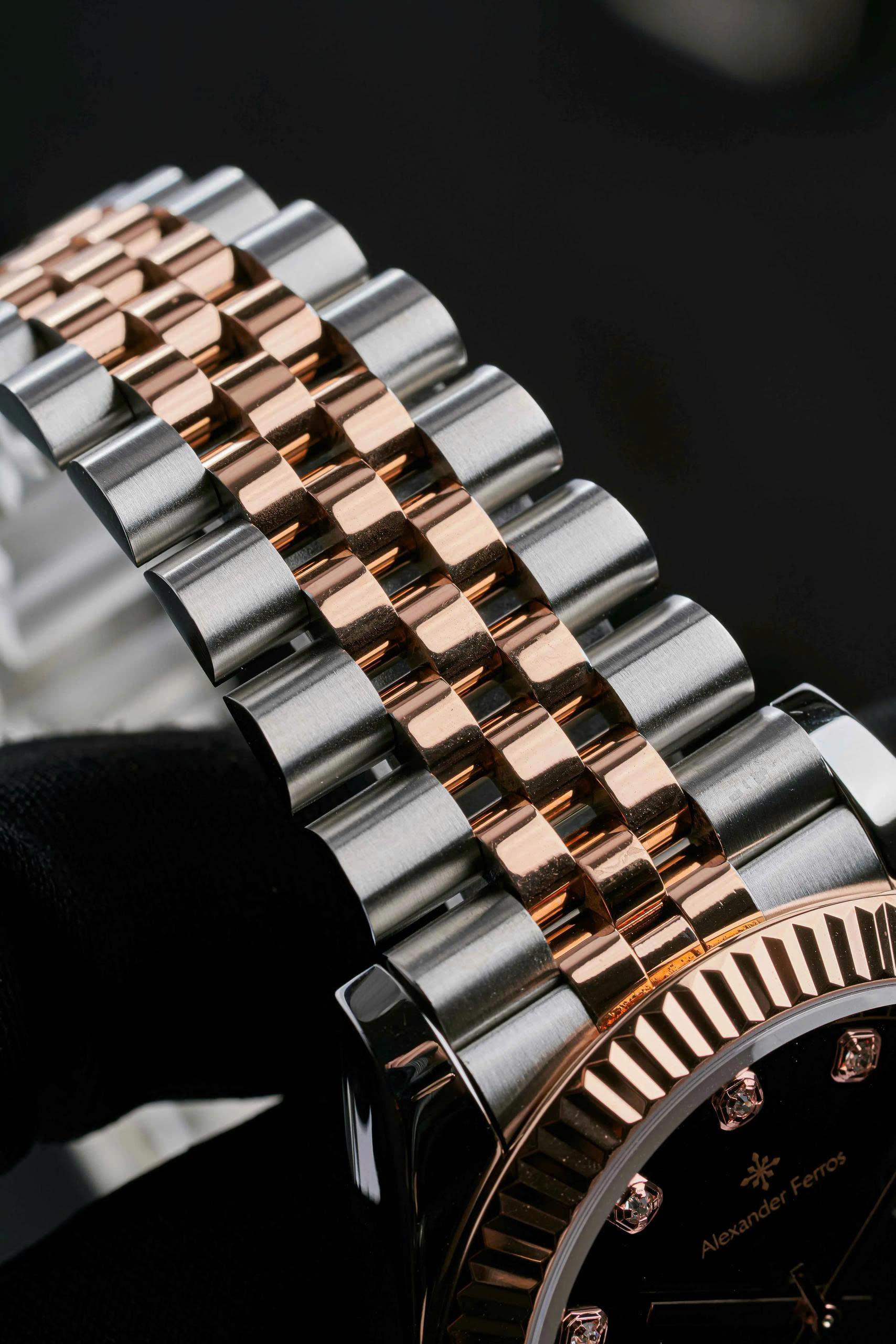 ĐỒNG HỒ NAM ALEXANDER FERROS AUTOMATIC 8132D/01