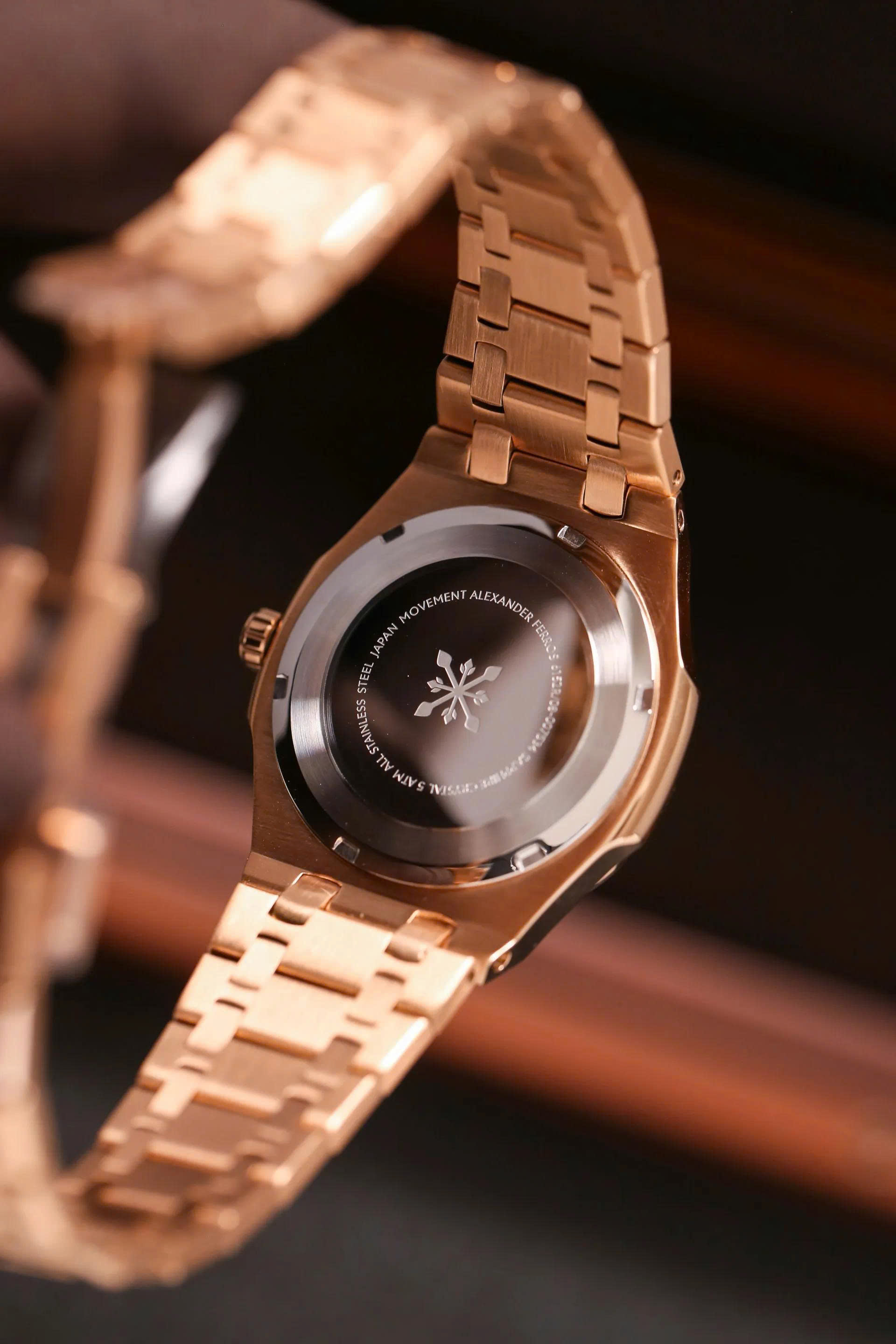 ĐỒNG HỒ NỮ ALEXANDER FERROS 6152R/08